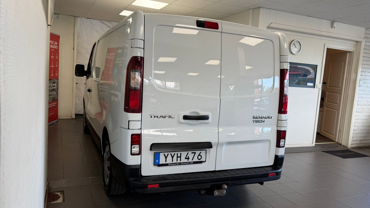 Renault Trafic 2019, photo 5/10