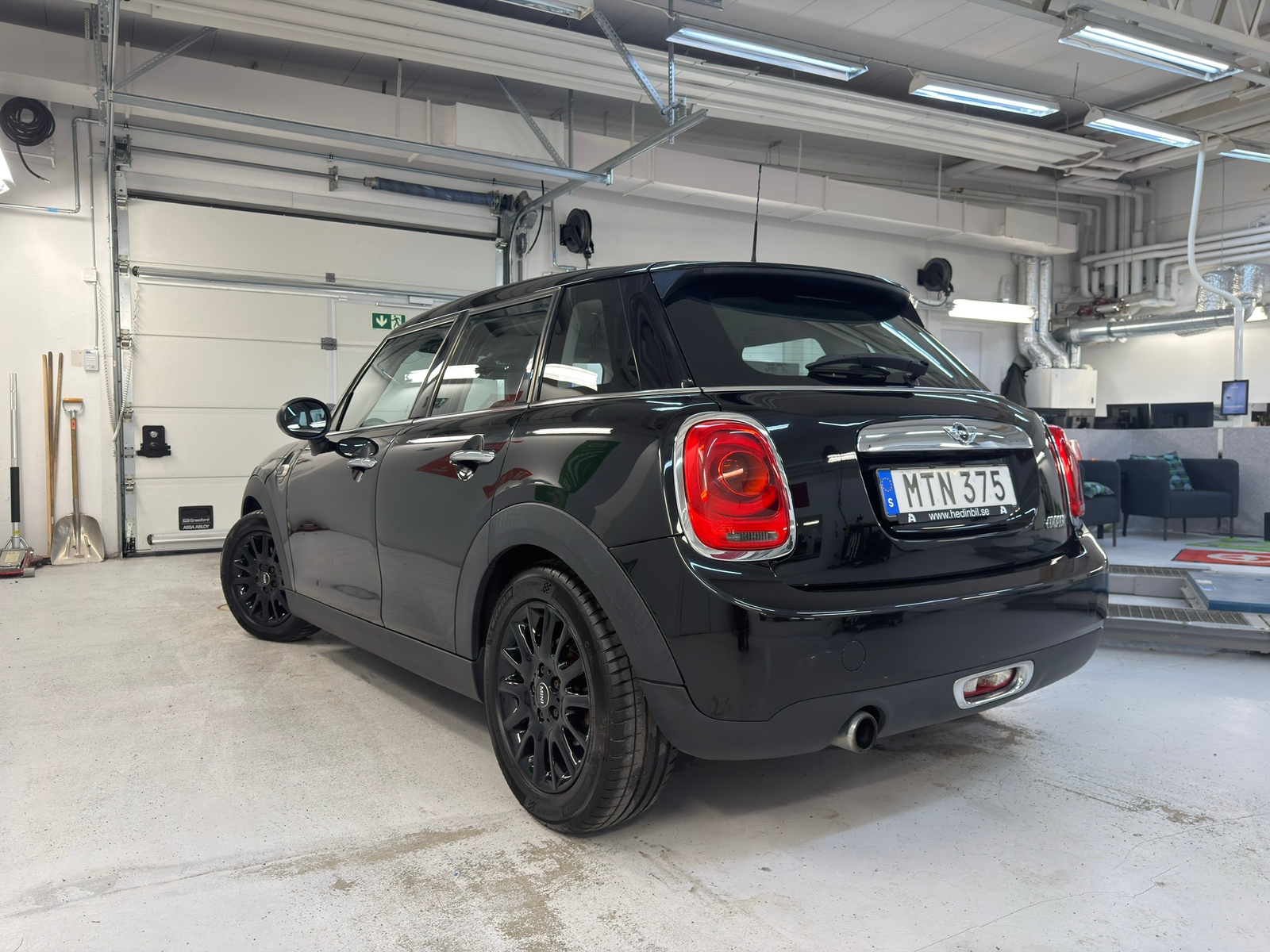 MINI Cooper 5-dörrars Manuell 2016, bild 3/10