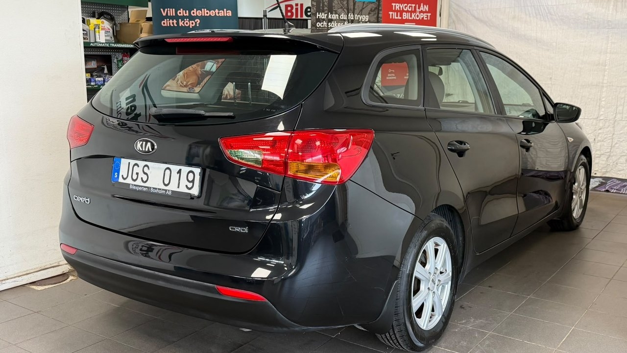 Kia Ceed cee'd_sw 1.4 CRDi EX Euro 5 2014, bild 5/10