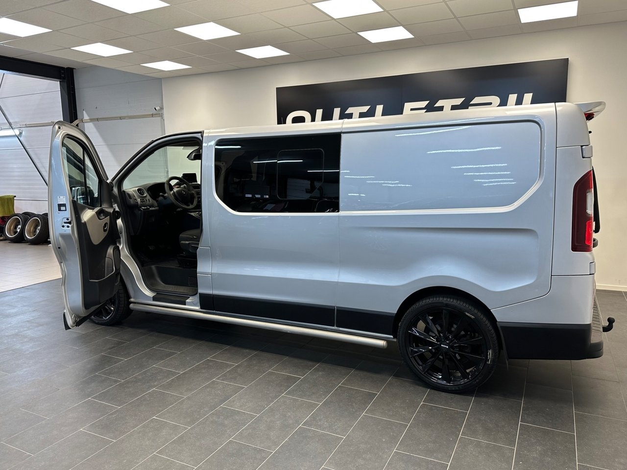 Renault Trafic 2016, bild 3/10