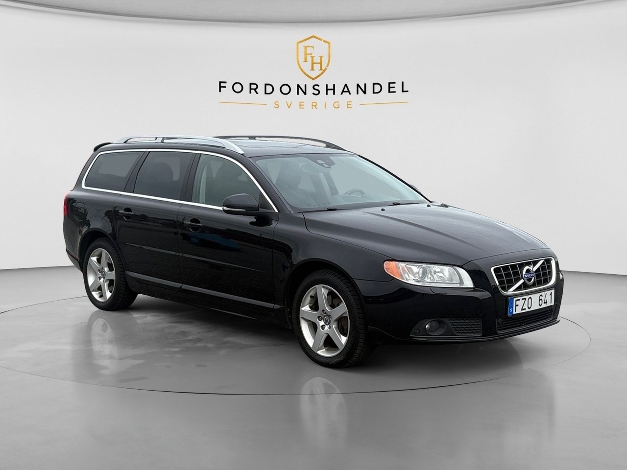 Volvo V70 2012, kuva 3/10