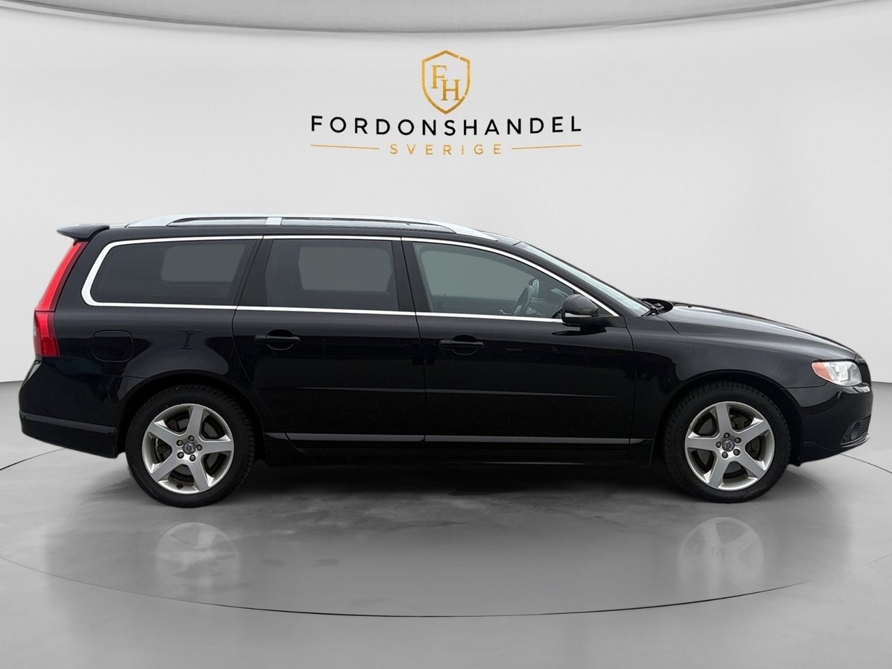 Volvo V70 2012, kuva 4/10