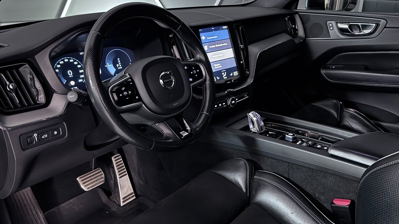 Volvo XC60 2018, kuva 7/10