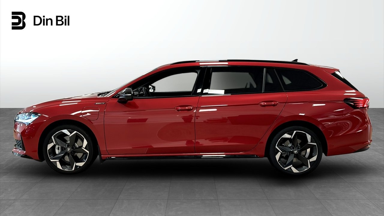 Skoda Superb 2026, bild 2/12