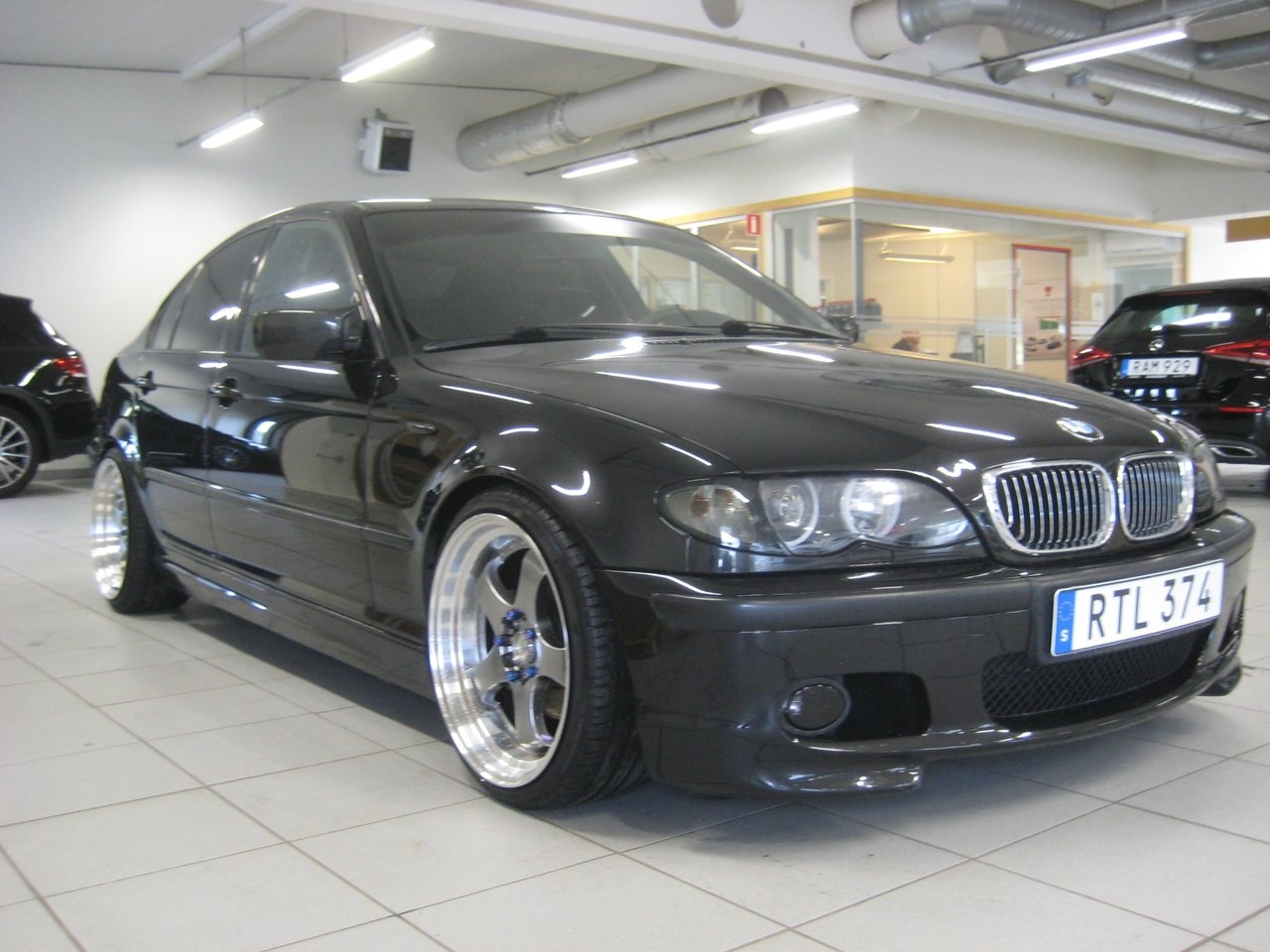 BMW 320 i Sedan M Sport Euro 4 2003, bild 2/10