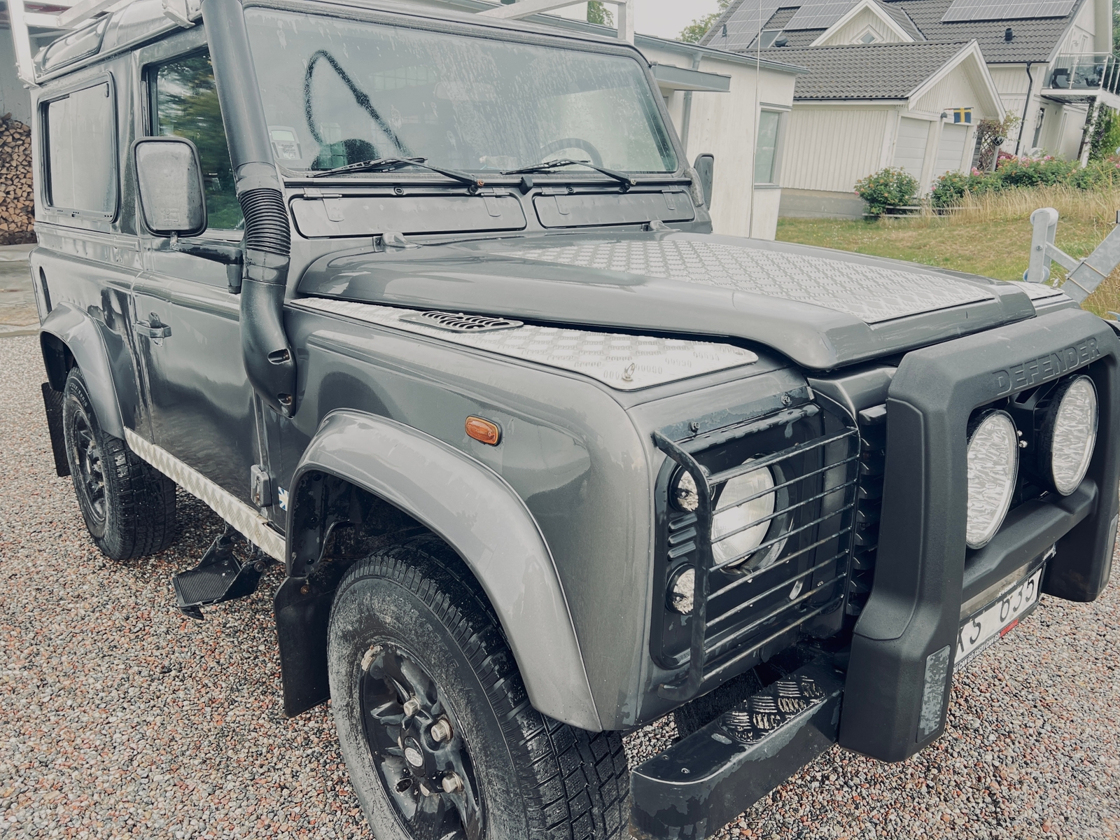 Land Rover Defender