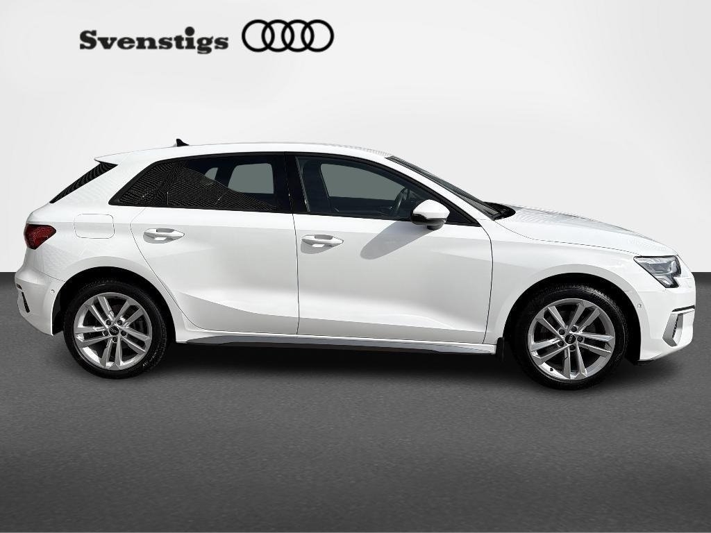 Audi A3 2023, bild 3/13