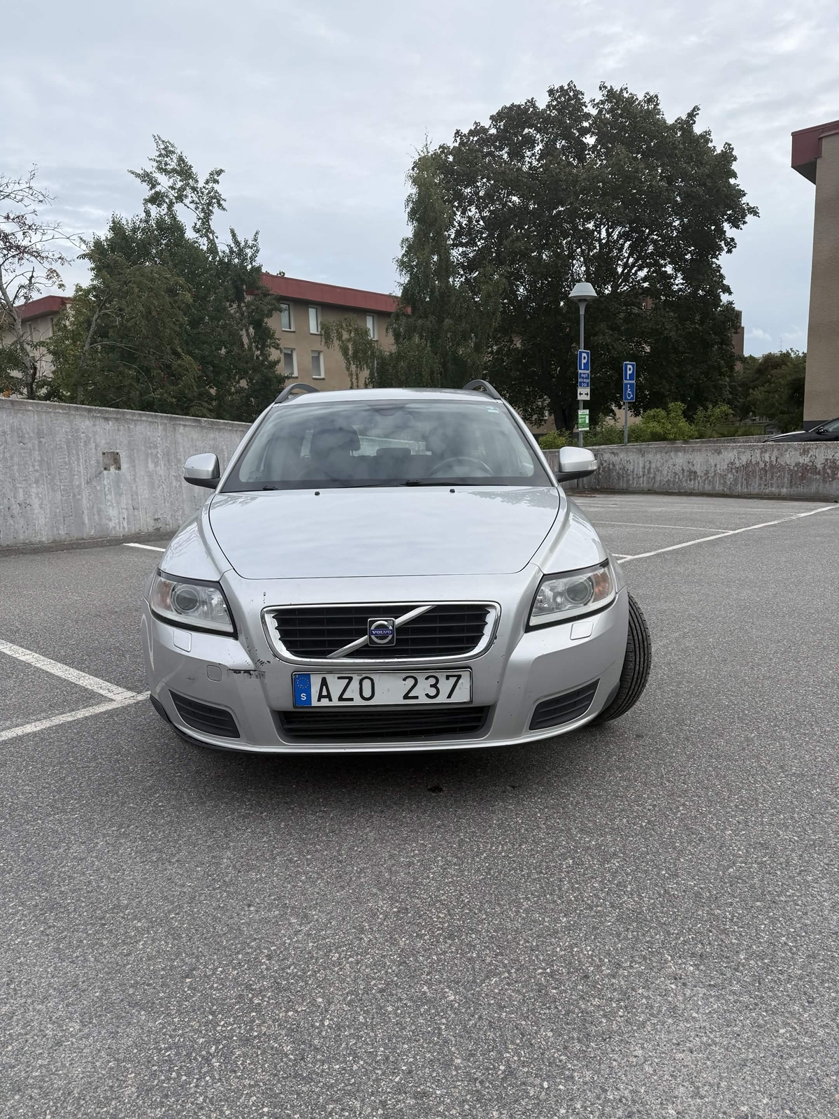 Volvo V50 1.6 D Manuell 2010, bild 2/9