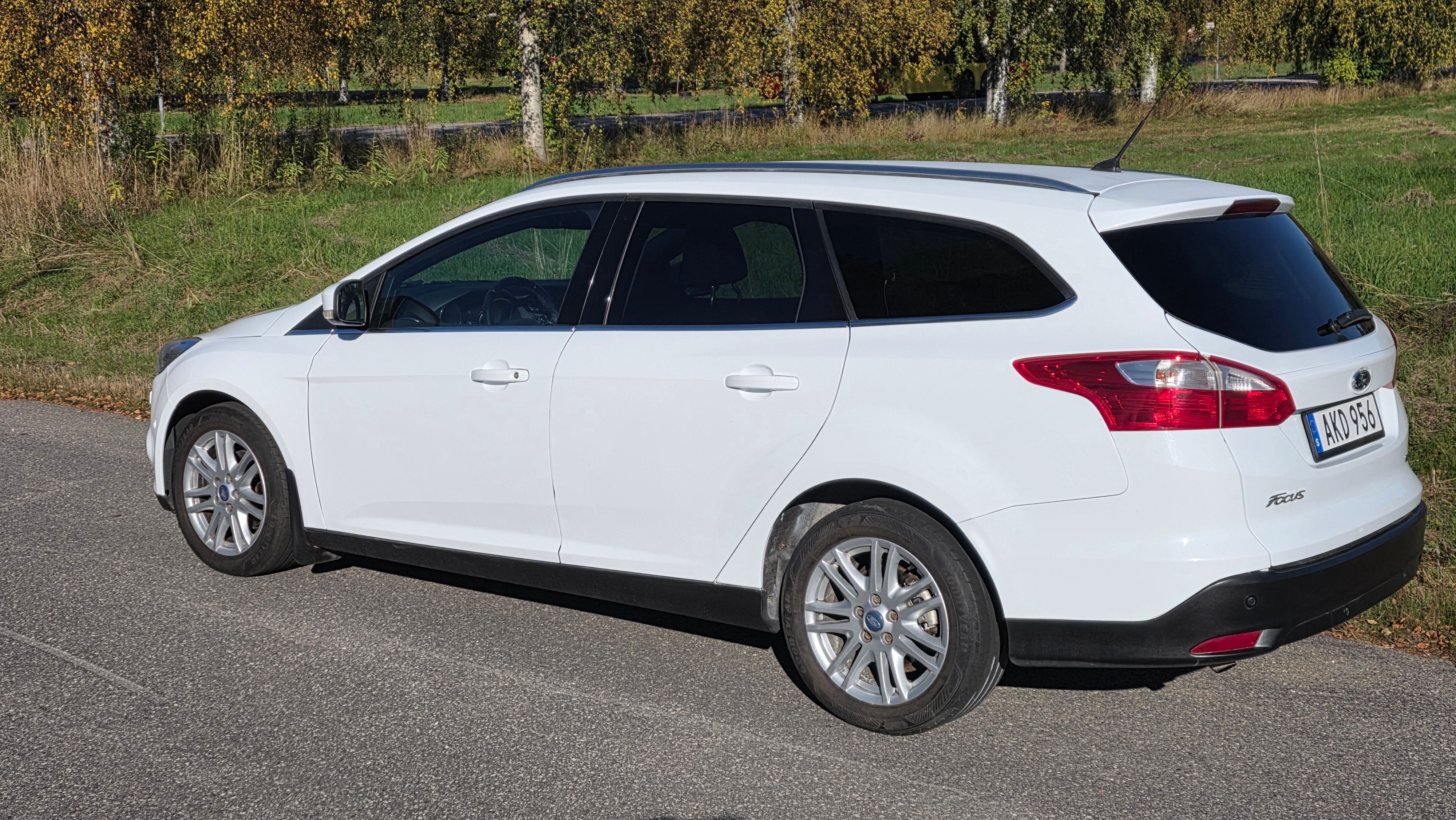 Ford Focus Kombi 1.0 EcoBoost Manuell 2013, kuva 4/19