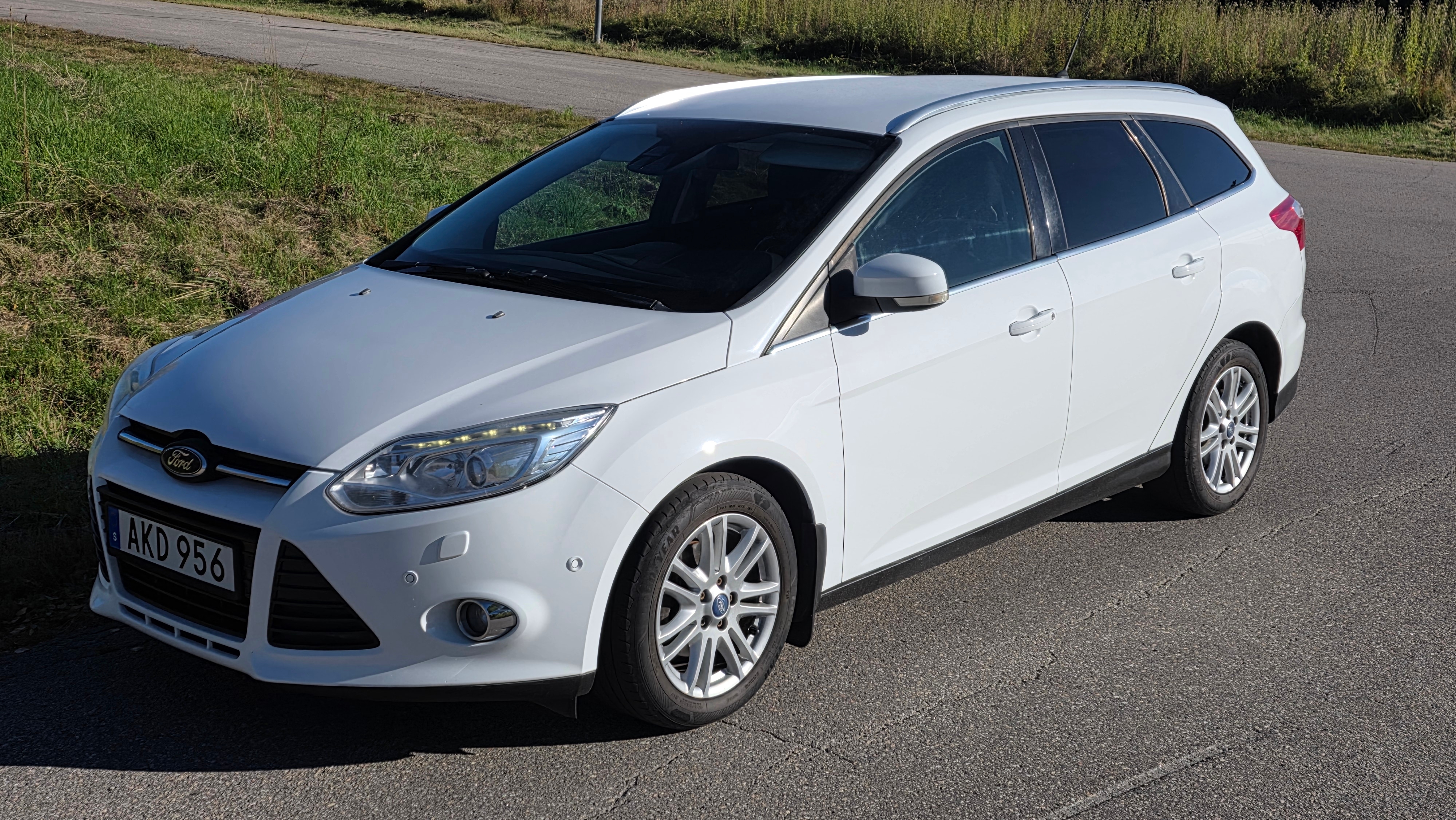 Ford Focus Kombi 1.0 EcoBoost Manuell 2013, kuva 2/19