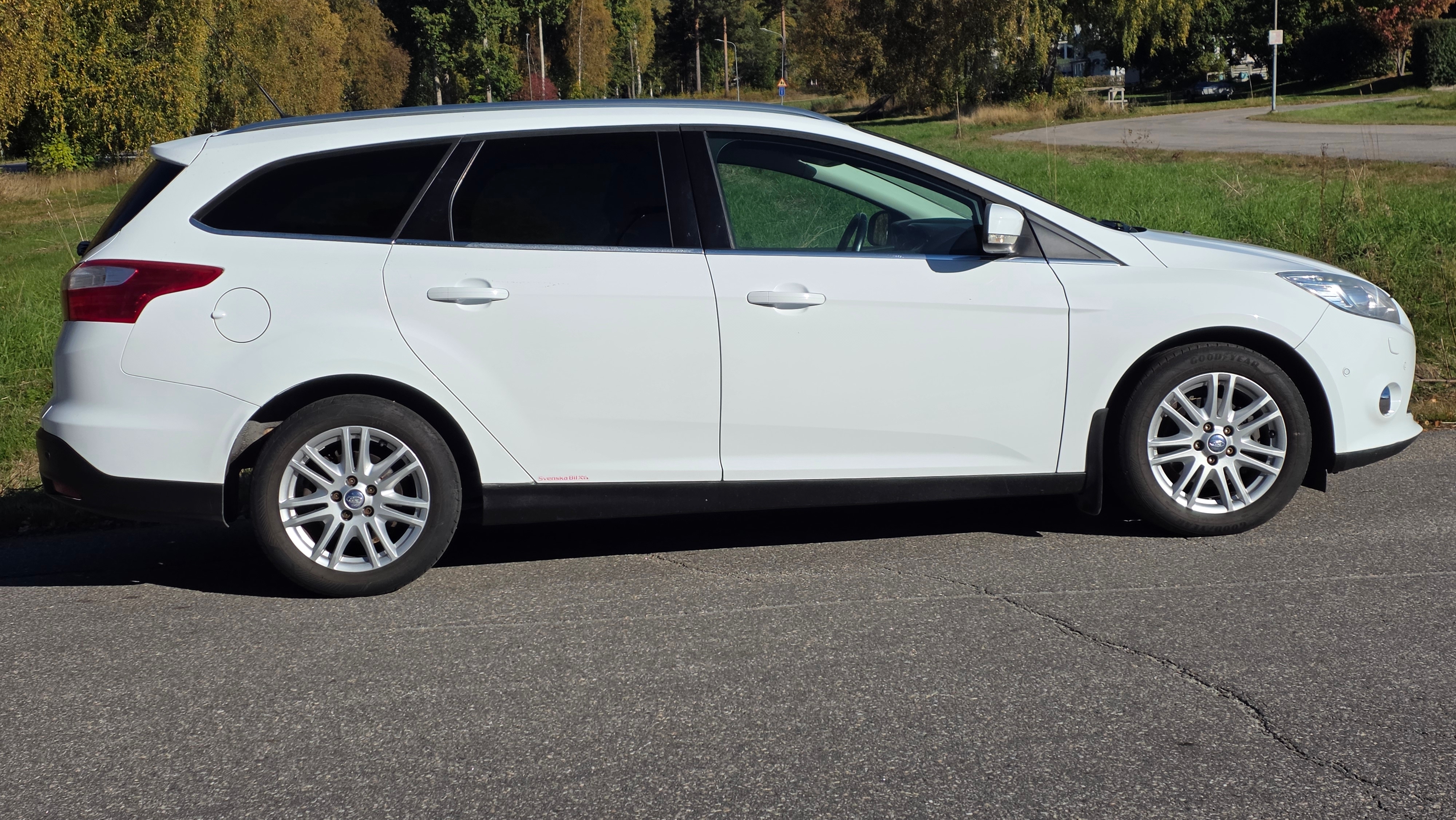 Ford Focus Kombi 1.0 EcoBoost Manuell 2013, kuva 6/19