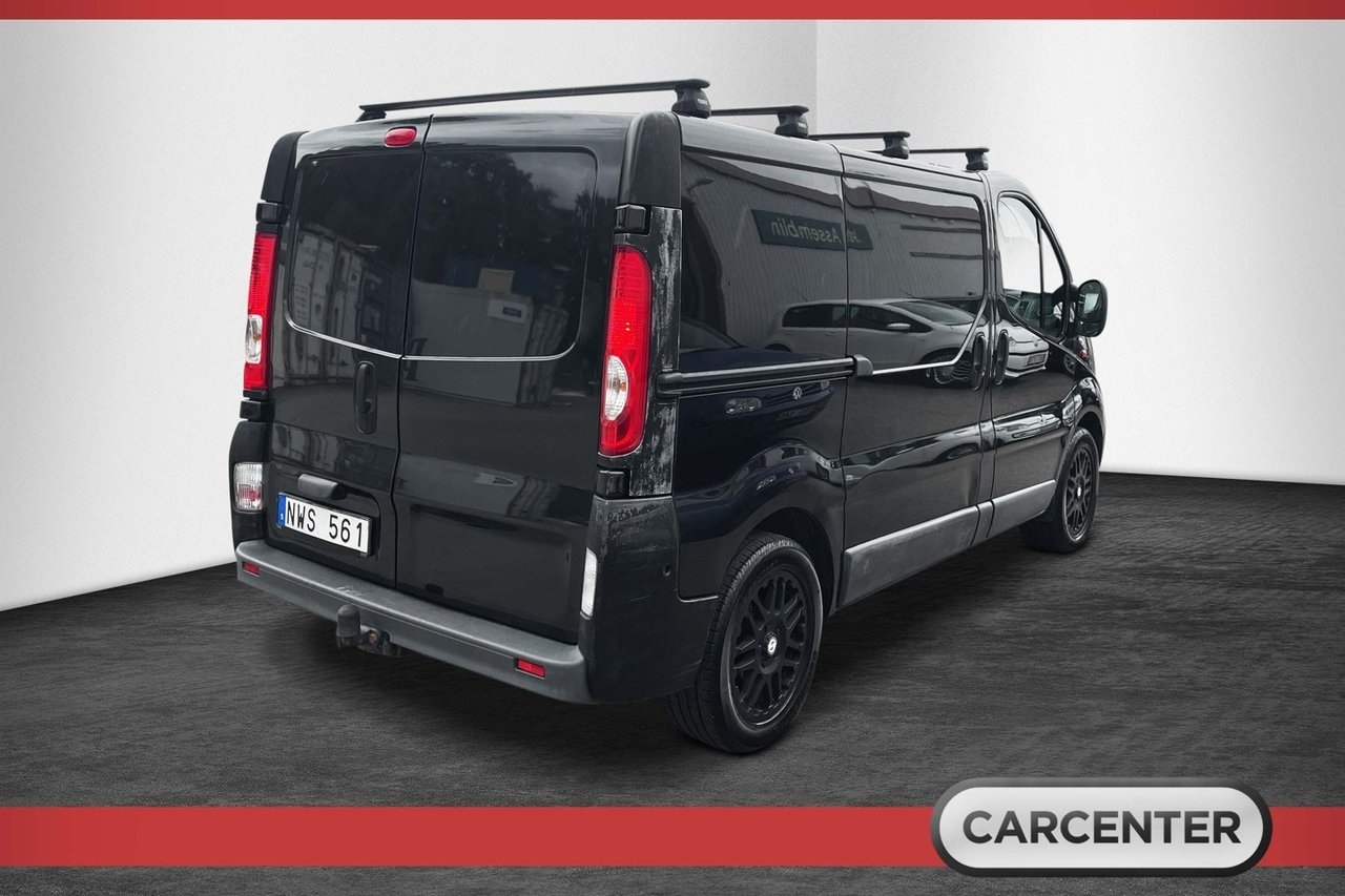 Opel Vivaro 2012, bild 5/10