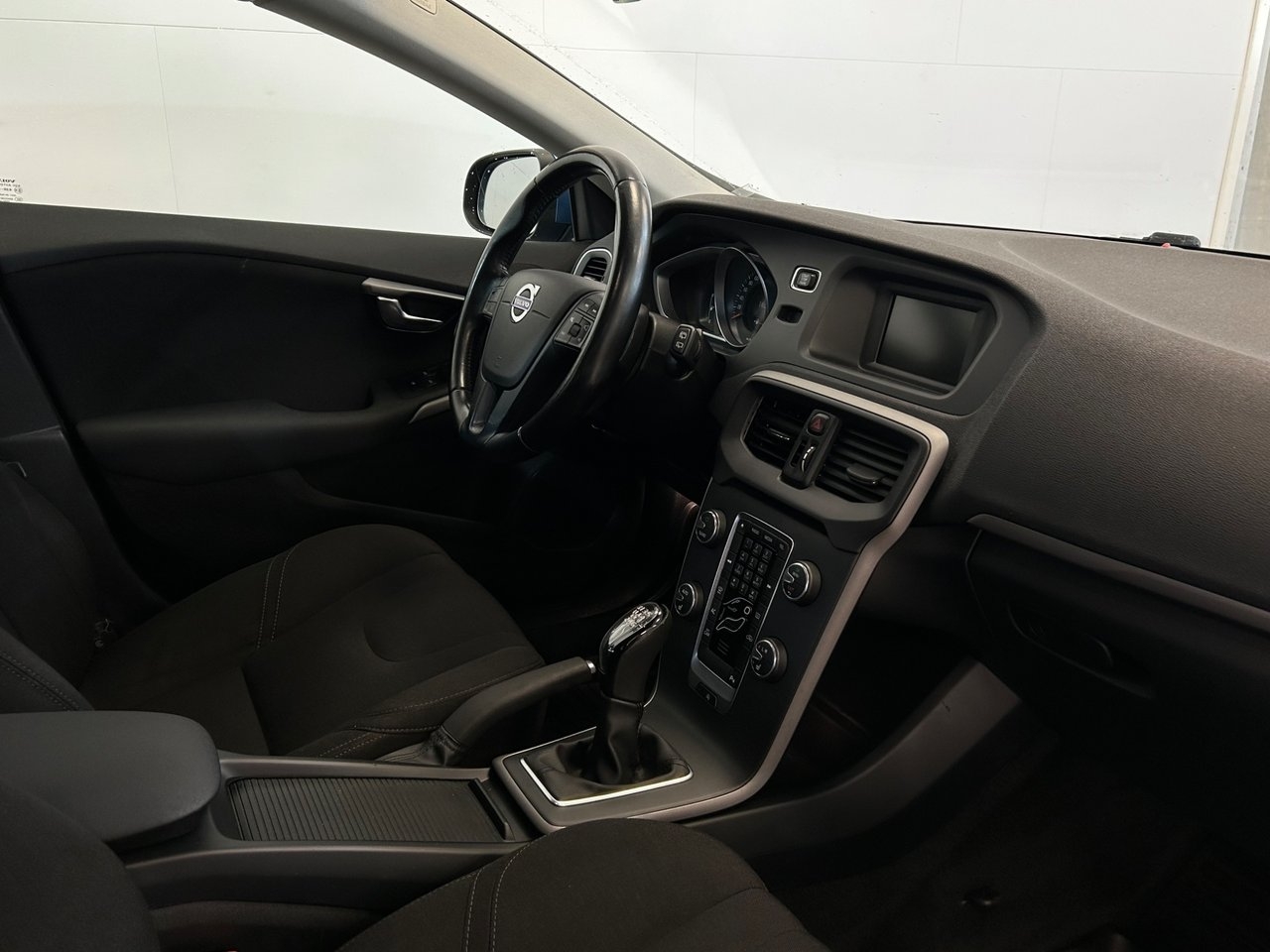 Volvo V40 D2 Your Kinetic 115hk 2015, bild 4/19