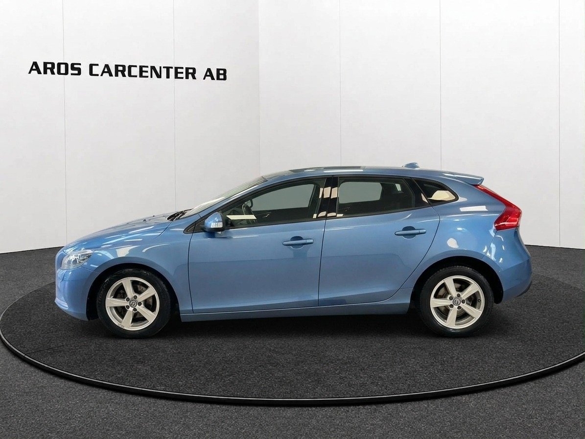 Volvo V40 D2 Your Kinetic 115hk 2015, bild 2/19