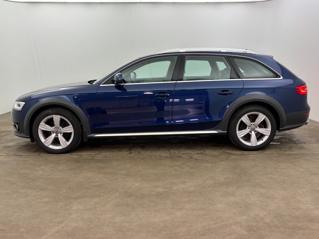 Audi A4 allroad 2016, bild 3/10