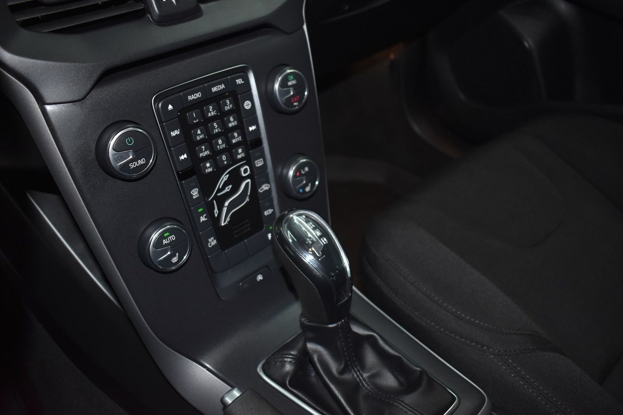 Volvo V40 Cross Country 2019, bild 4/8