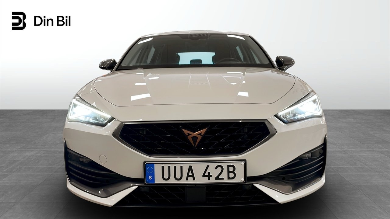 Cupra Leon 2023, photo 4/10