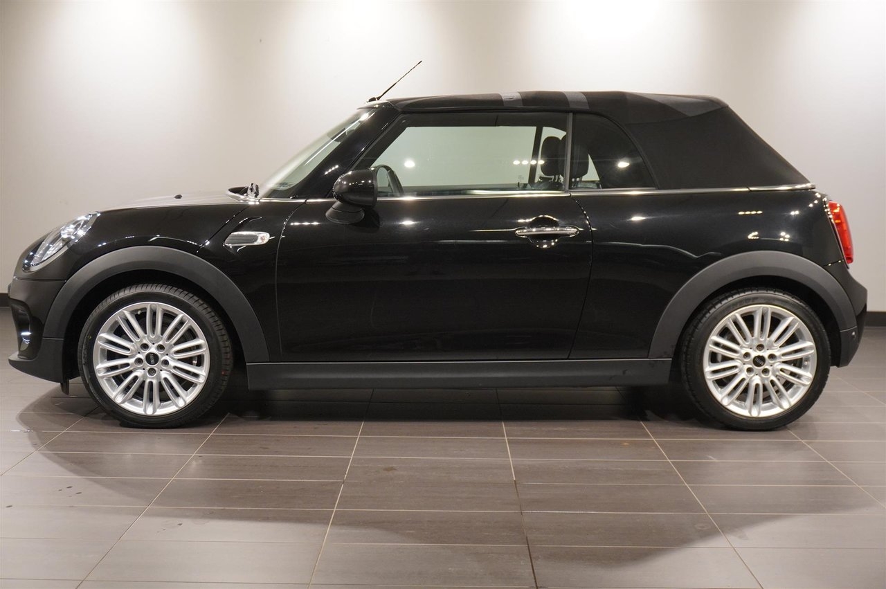MINI Cooper Cabrio Excitement 2019, kuva 2/16