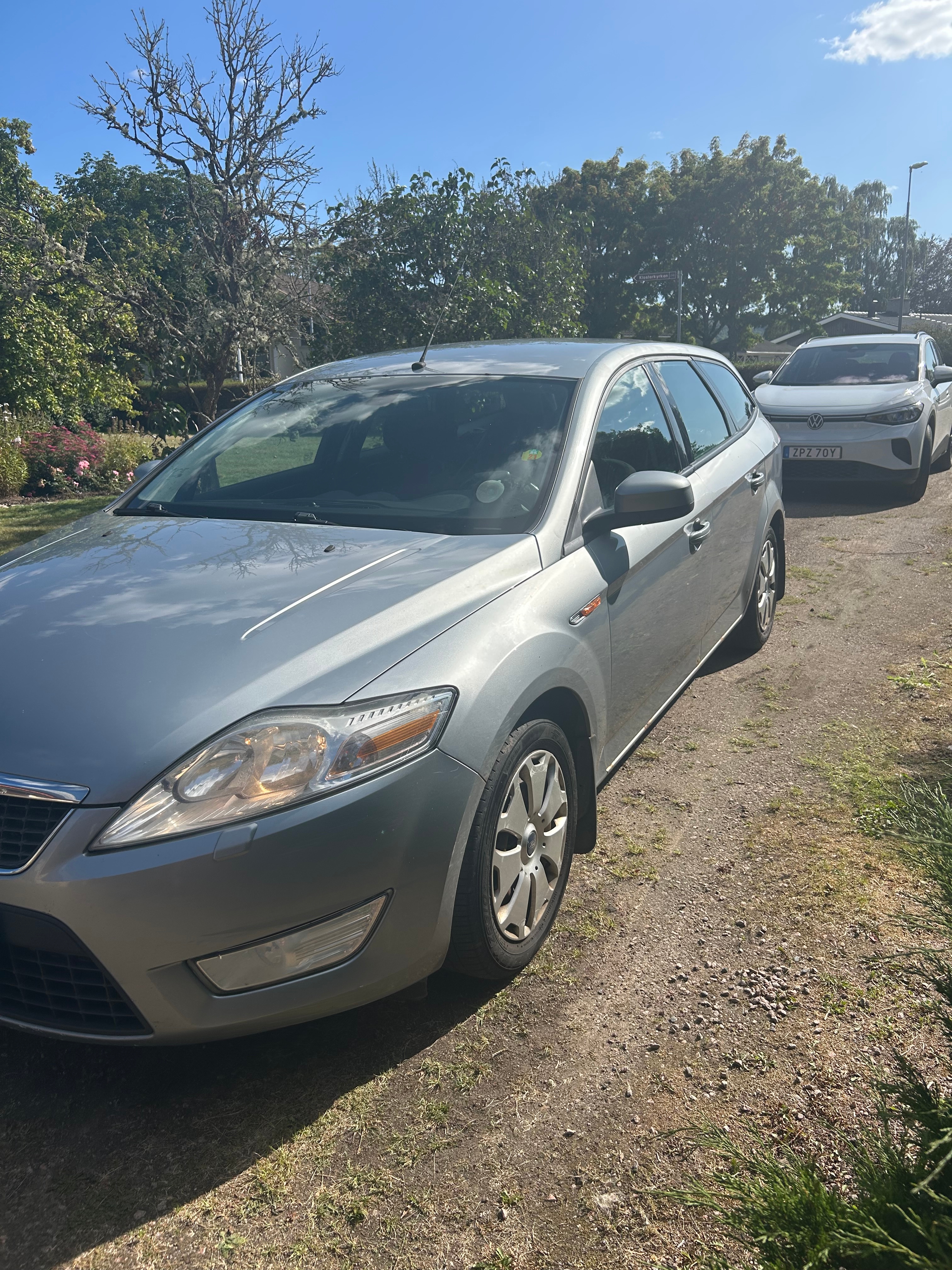 Ford Mondeo Kombi 2.0 TDCi Durashift EST 2009, kuva 4/4