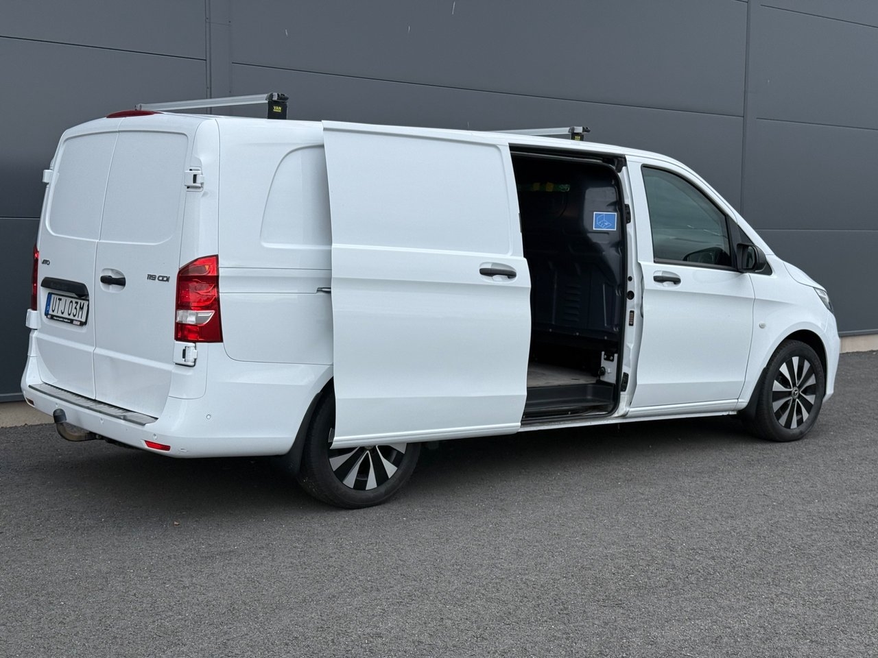 Mercedes-Benz Vito 2024, photo 4/10