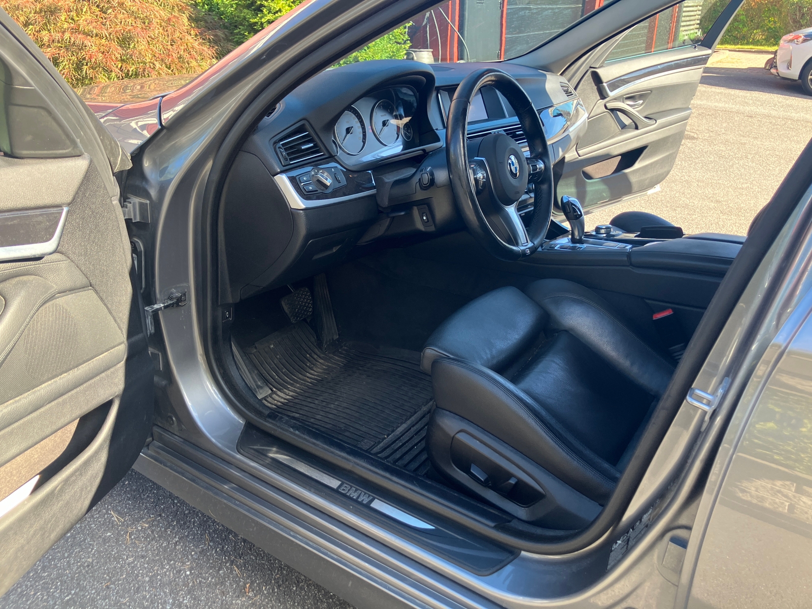 BMW 520 d xDrive Touring Steptronic 2014, photo 5/10