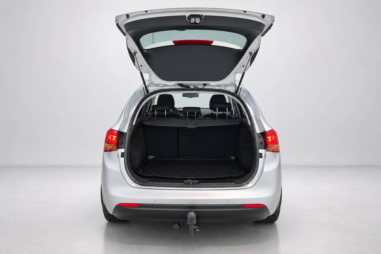 Kia Ceed cee'd_sw 1.6 CRDi 2015, bild 7/10