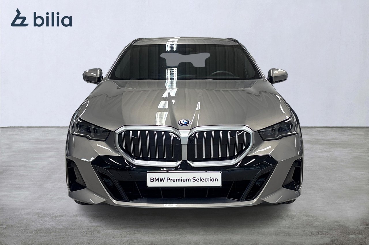 BMW 530 e xDrive Touring M-Sport 2026, bild 5/10
