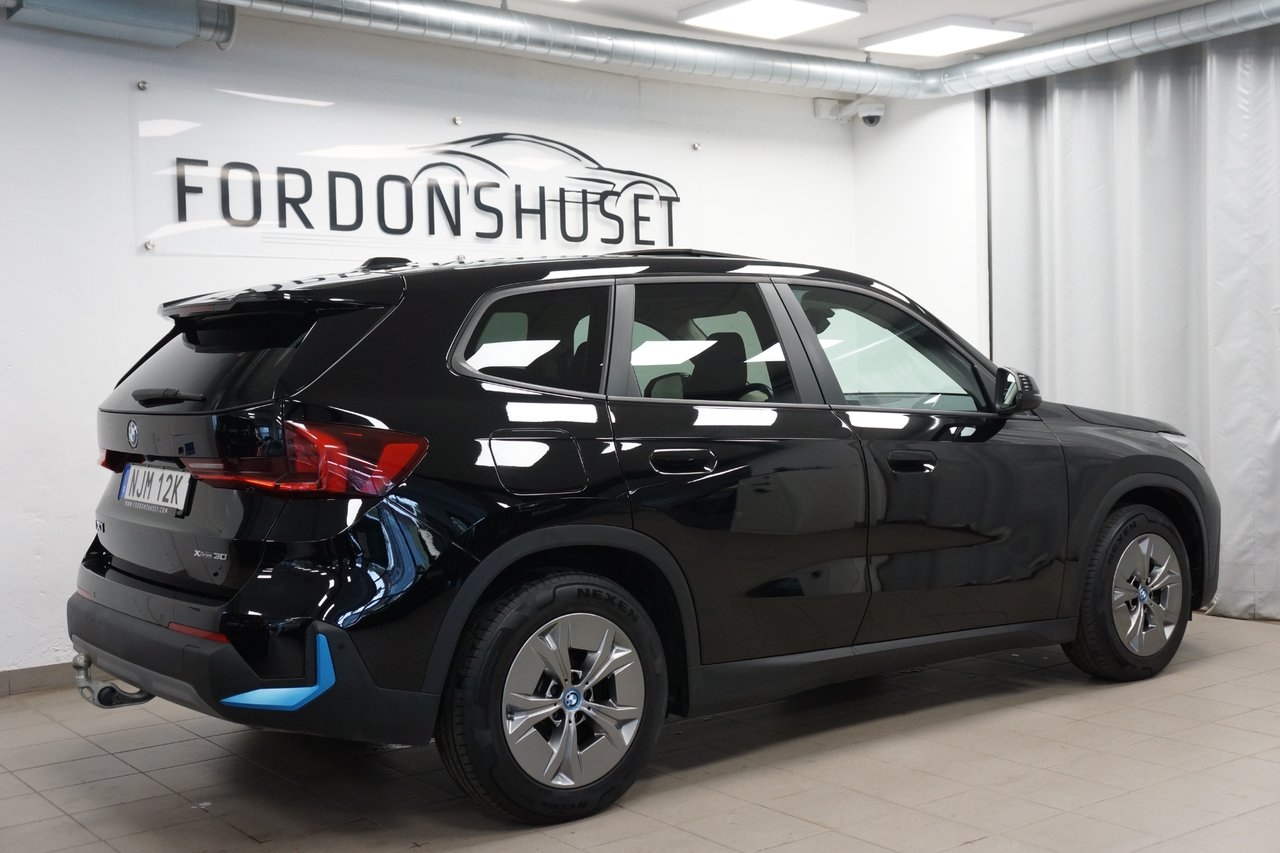 BMW iX1 xDRIVE30 306HK 2024, kuva 4/10