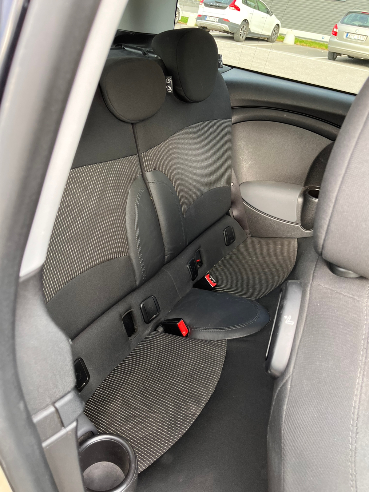 MINI Cooper D Clubman Manuell 2010, bild 7/8
