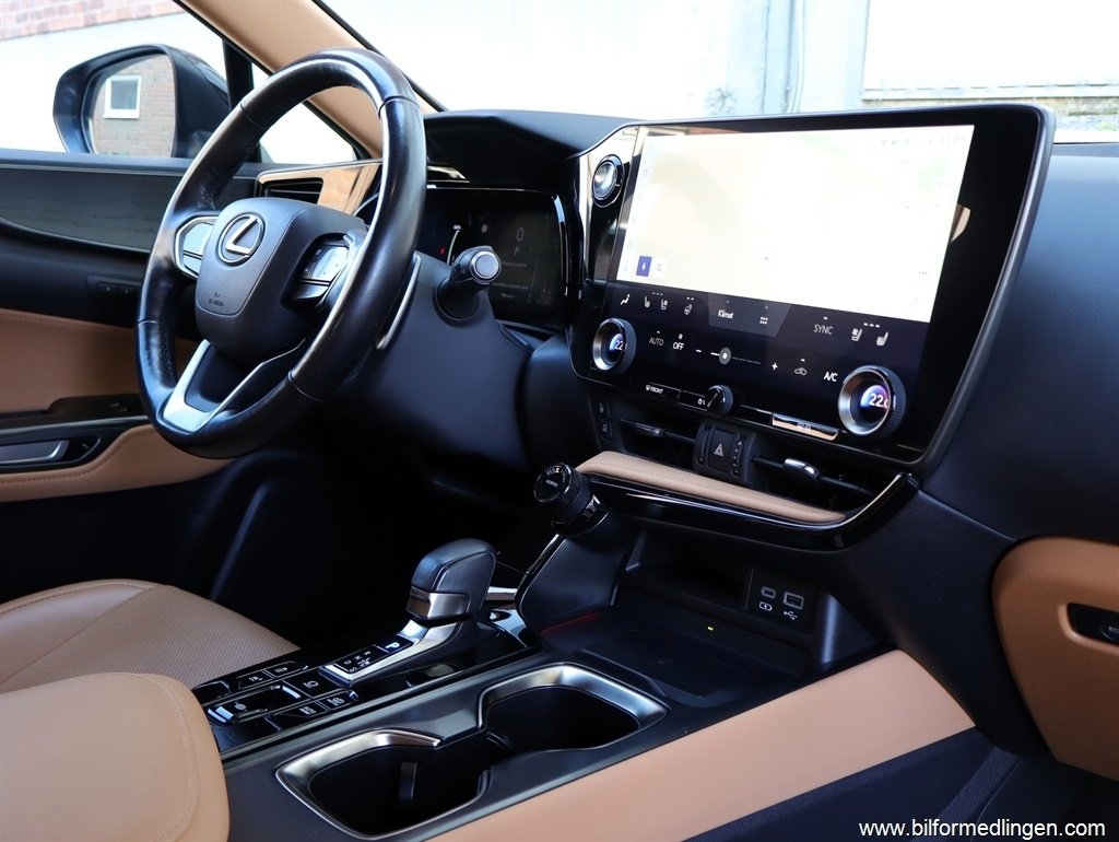 Lexus NX 2023, bild 7/17