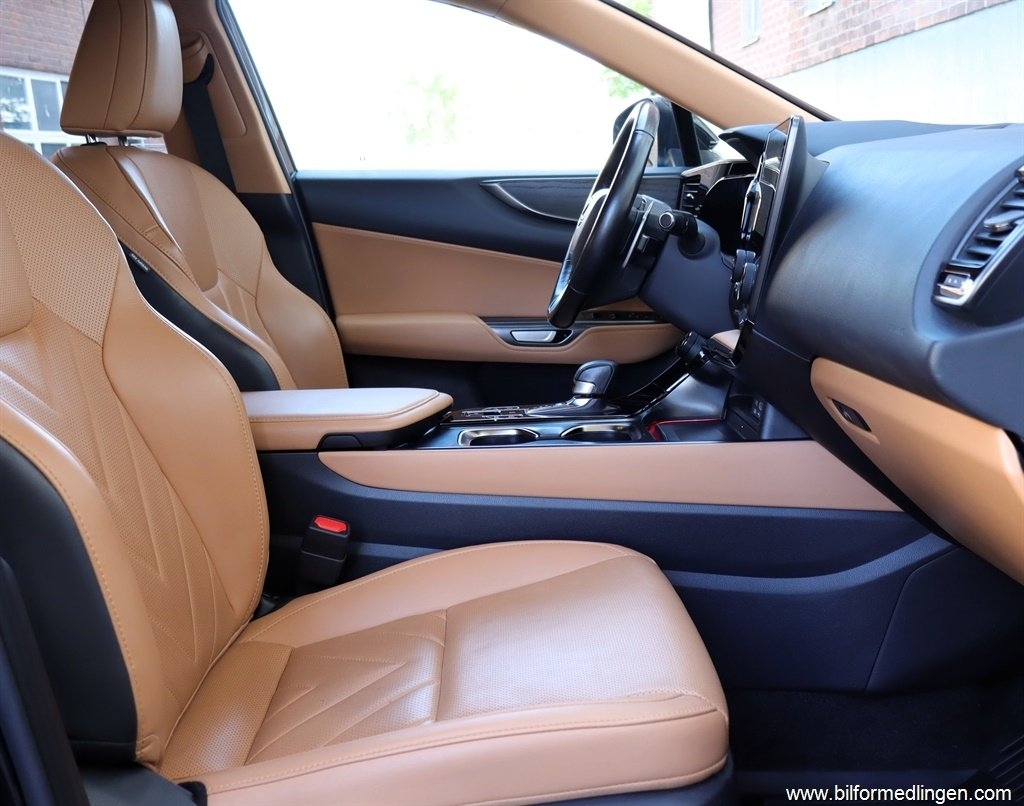 Lexus NX 2023, bild 5/17