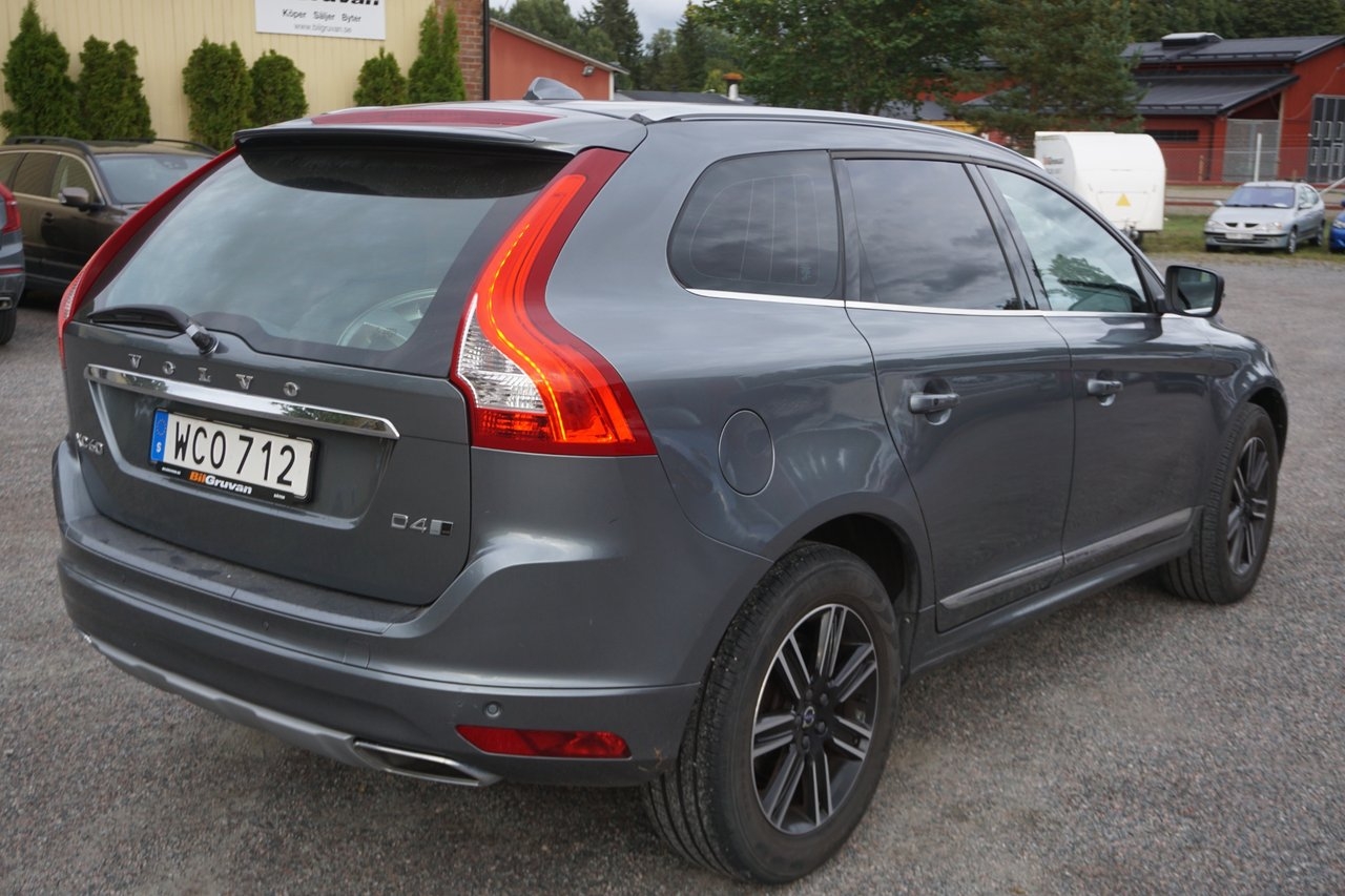 Volvo XC60 D4 AWD Aut Classic Summum 2017, bild 2/10