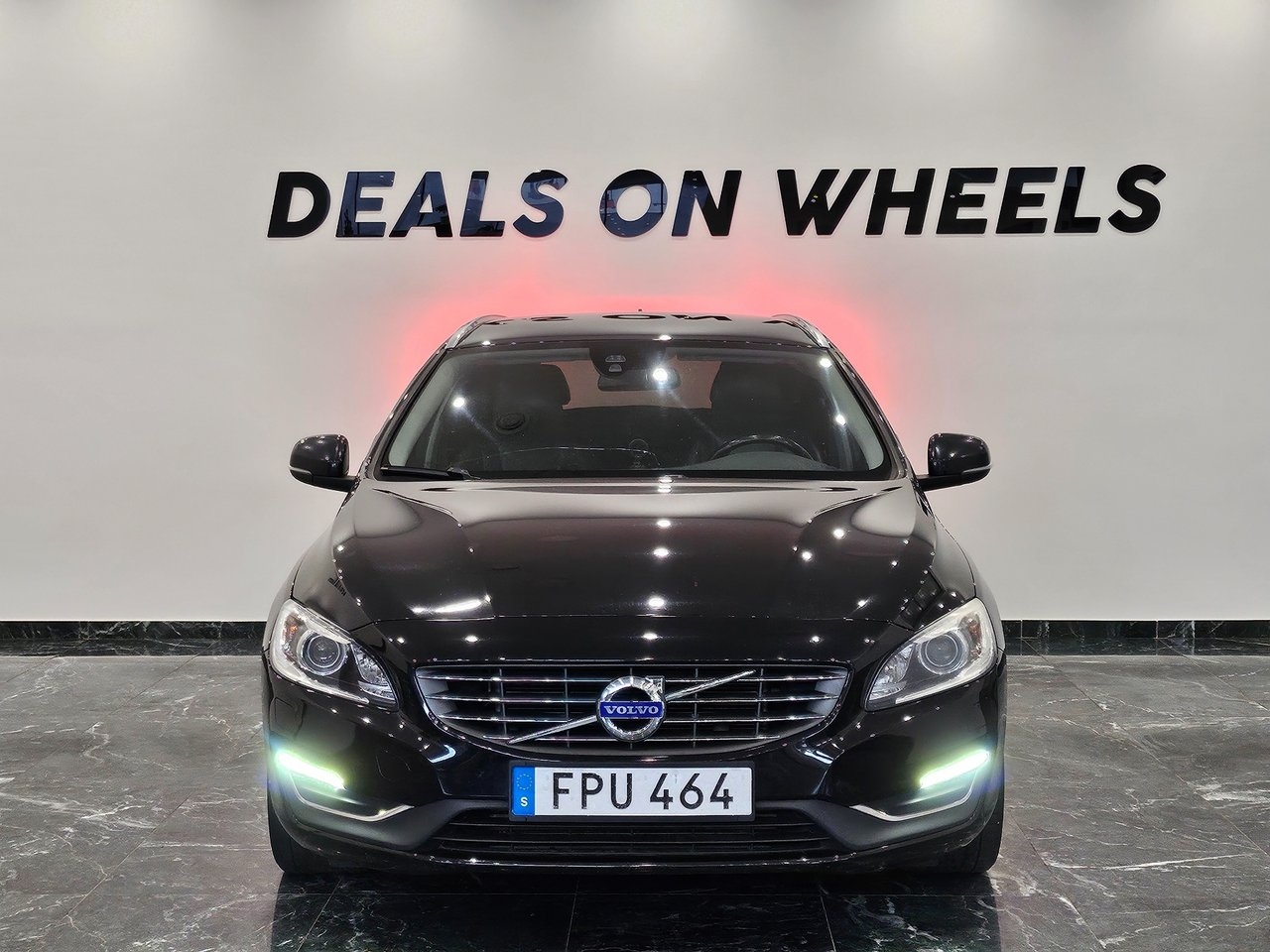 Volvo V60 2015, bild 2/10