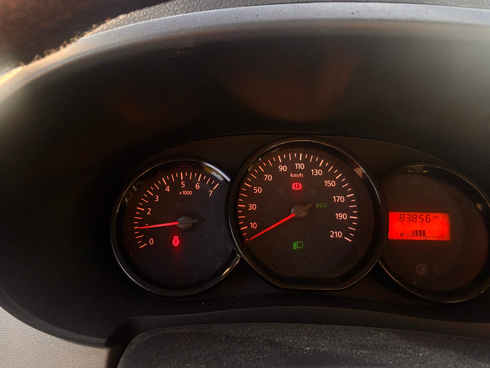 Dacia Dokker Express 1.6 MPI Manuell 2015, kuva 2/6