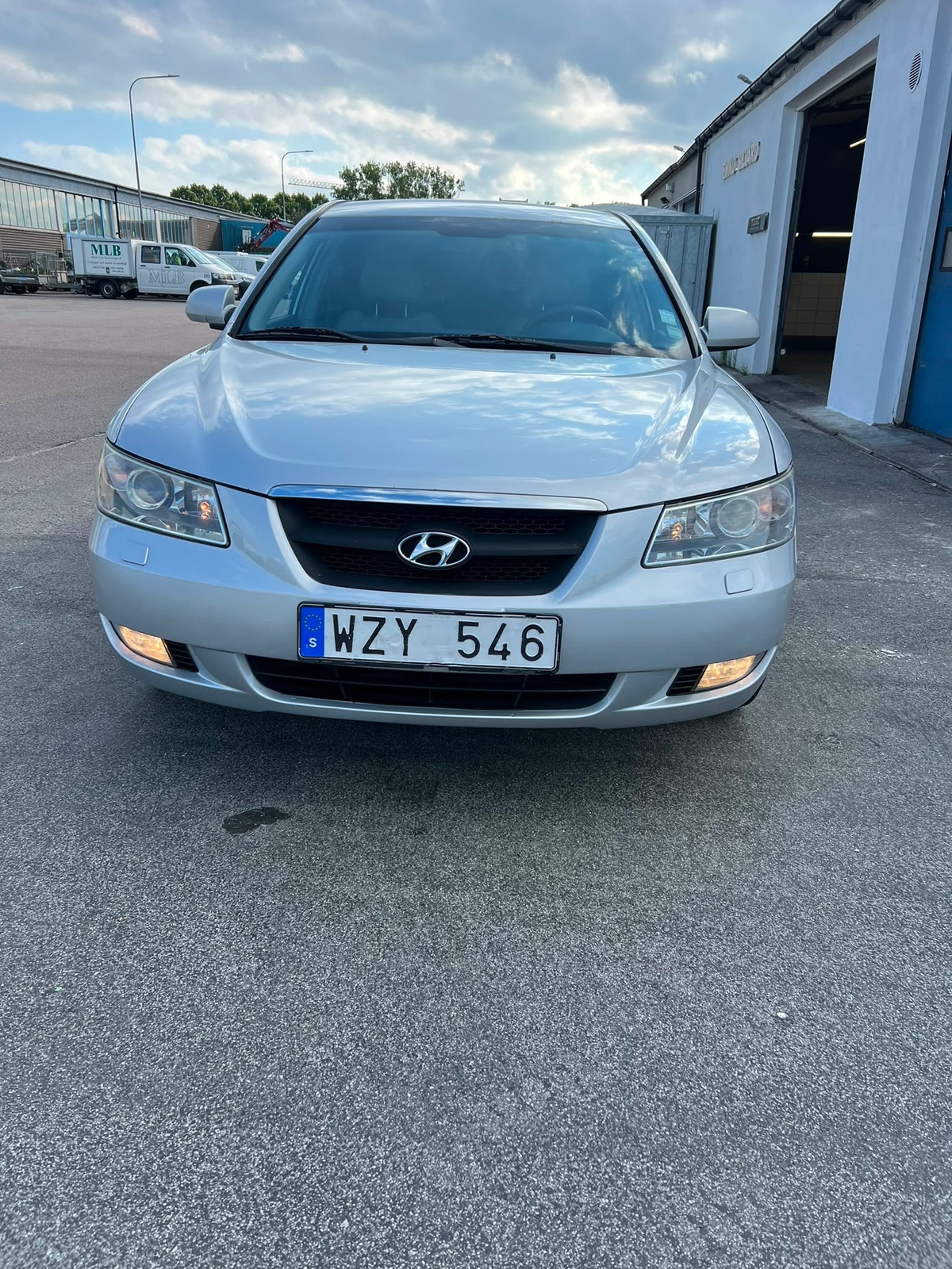 Hyundai Sonata 2.4 Manuell 2005, bild 2/8