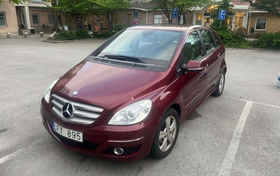 Mercedes-Benz B