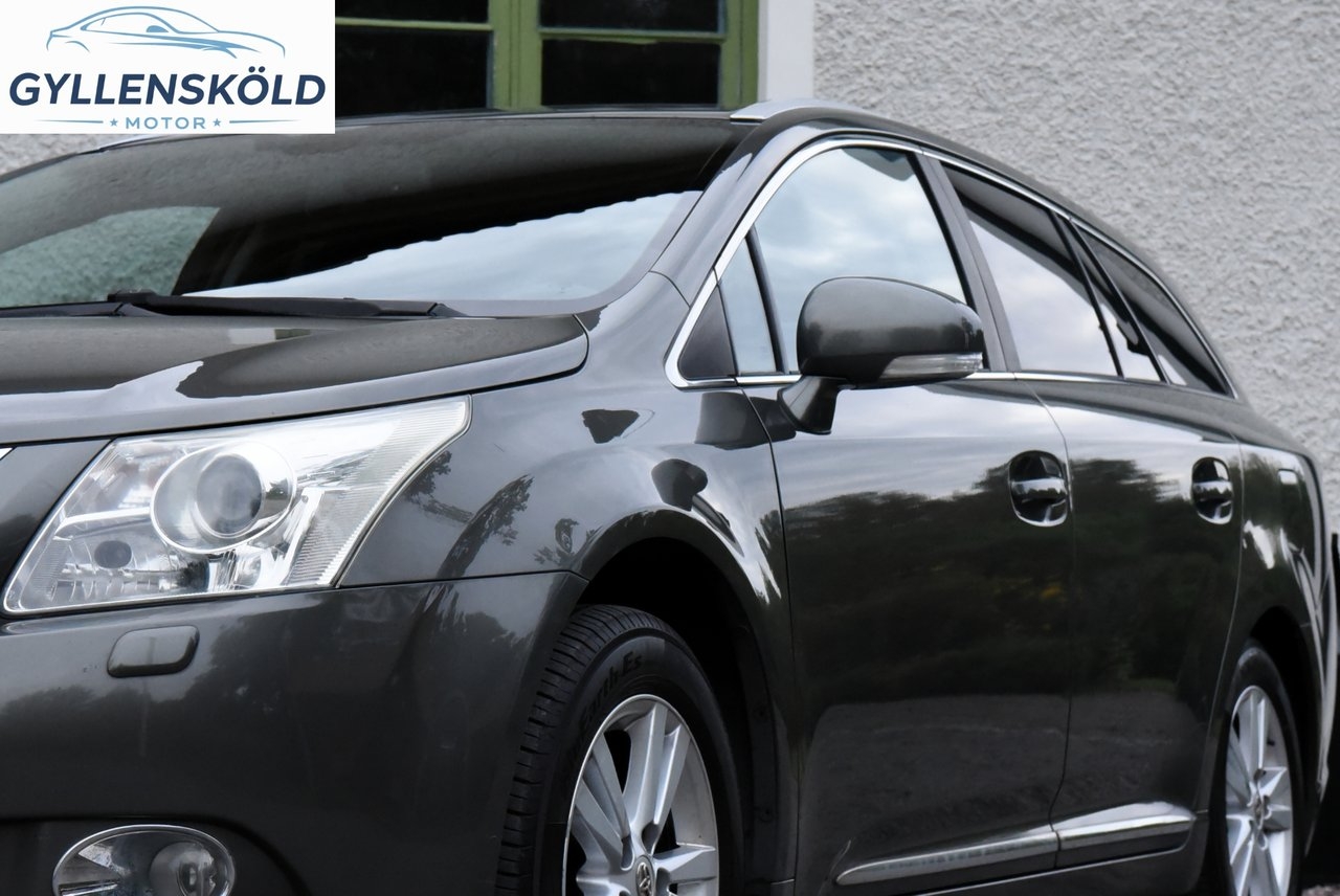 Toyota Avensis Kombi 2.0 152hk 2010, bild 6/10