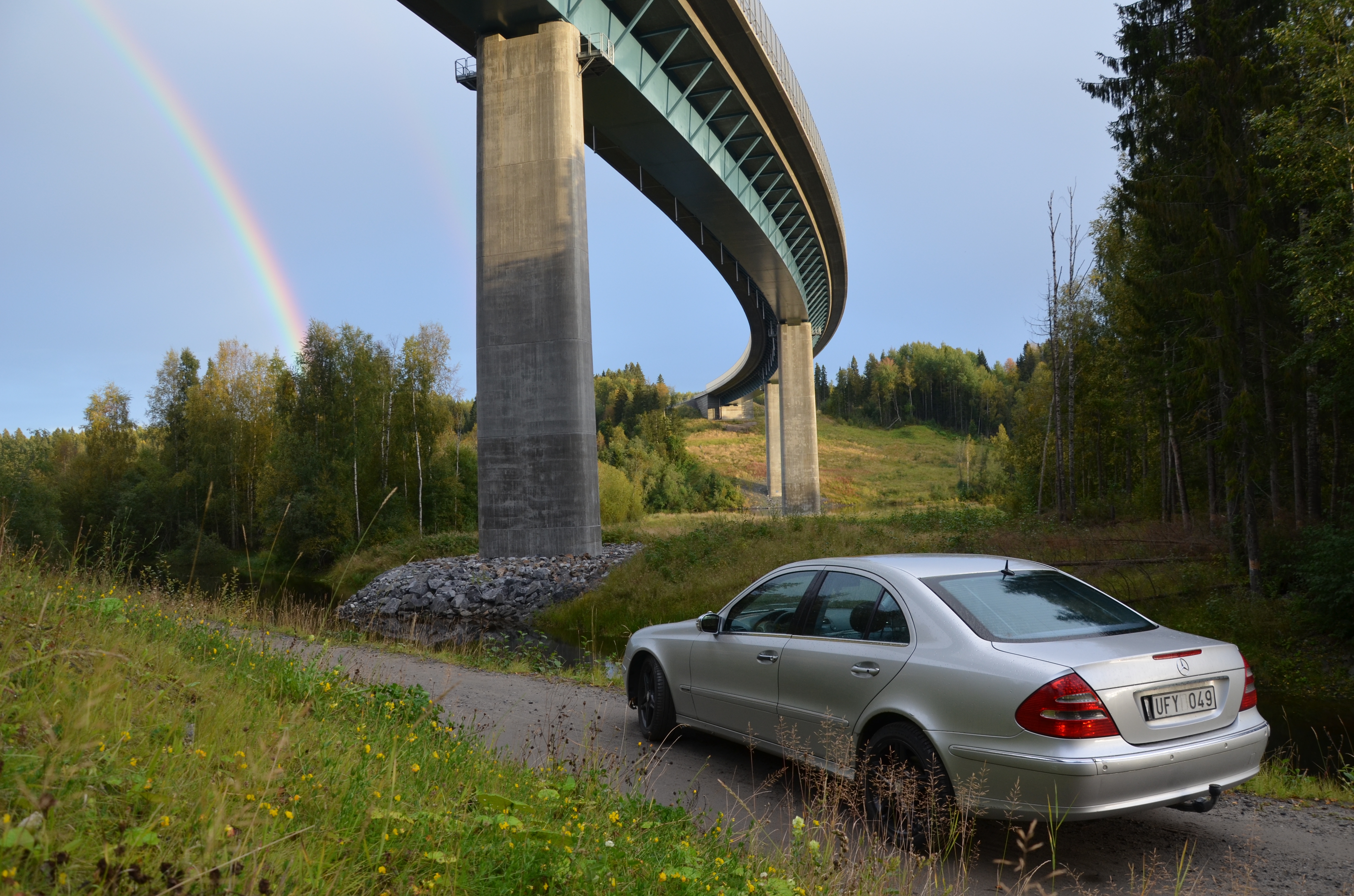 Mercedes-Benz E 320 CDI 5G-Tronic 2003, kuva 2/9