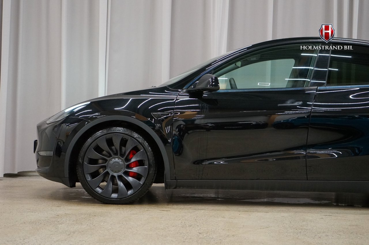Tesla Model Y 2023, kuva 7/10