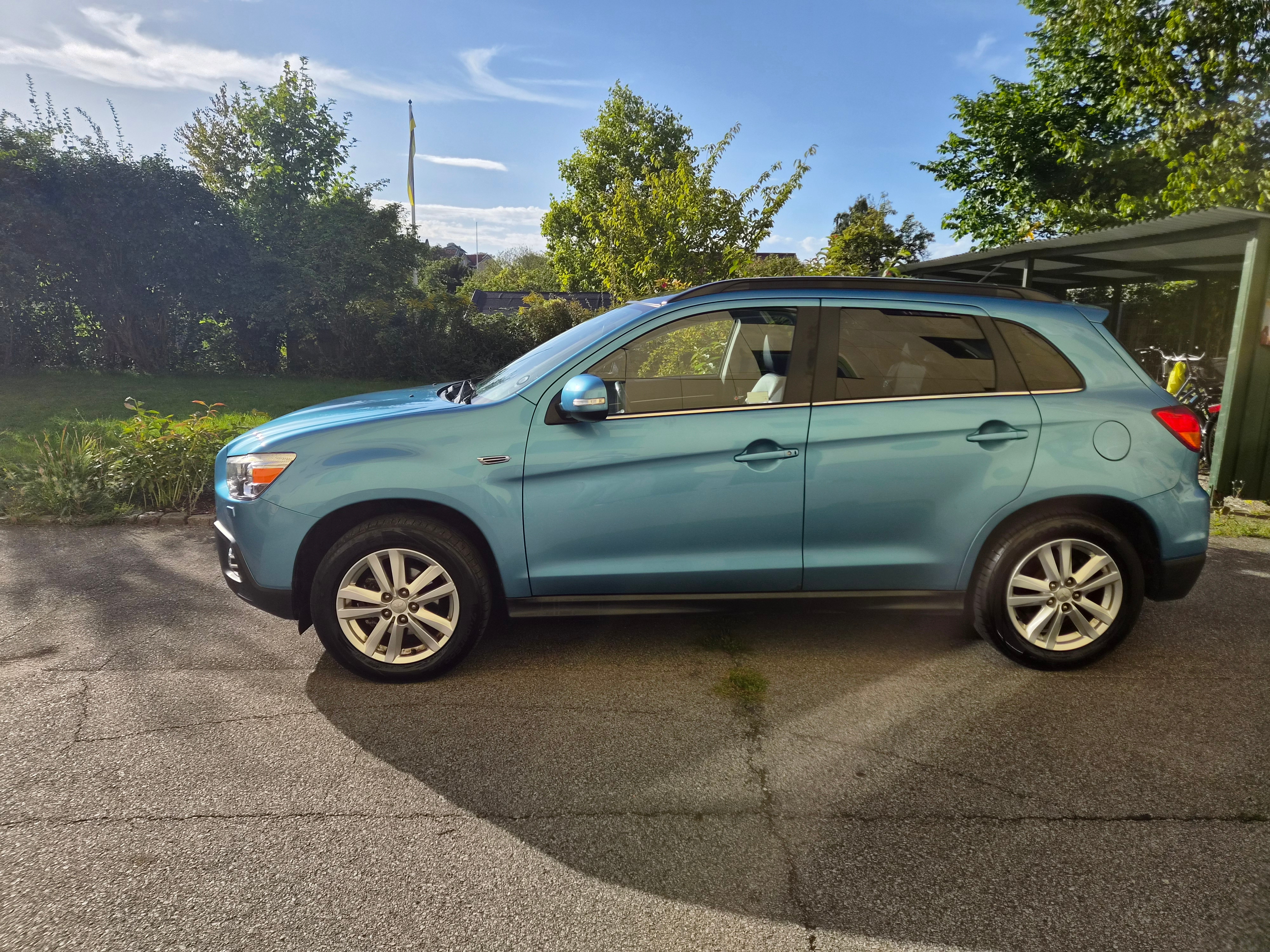 Mitsubishi ASX 2011, bild 2/5