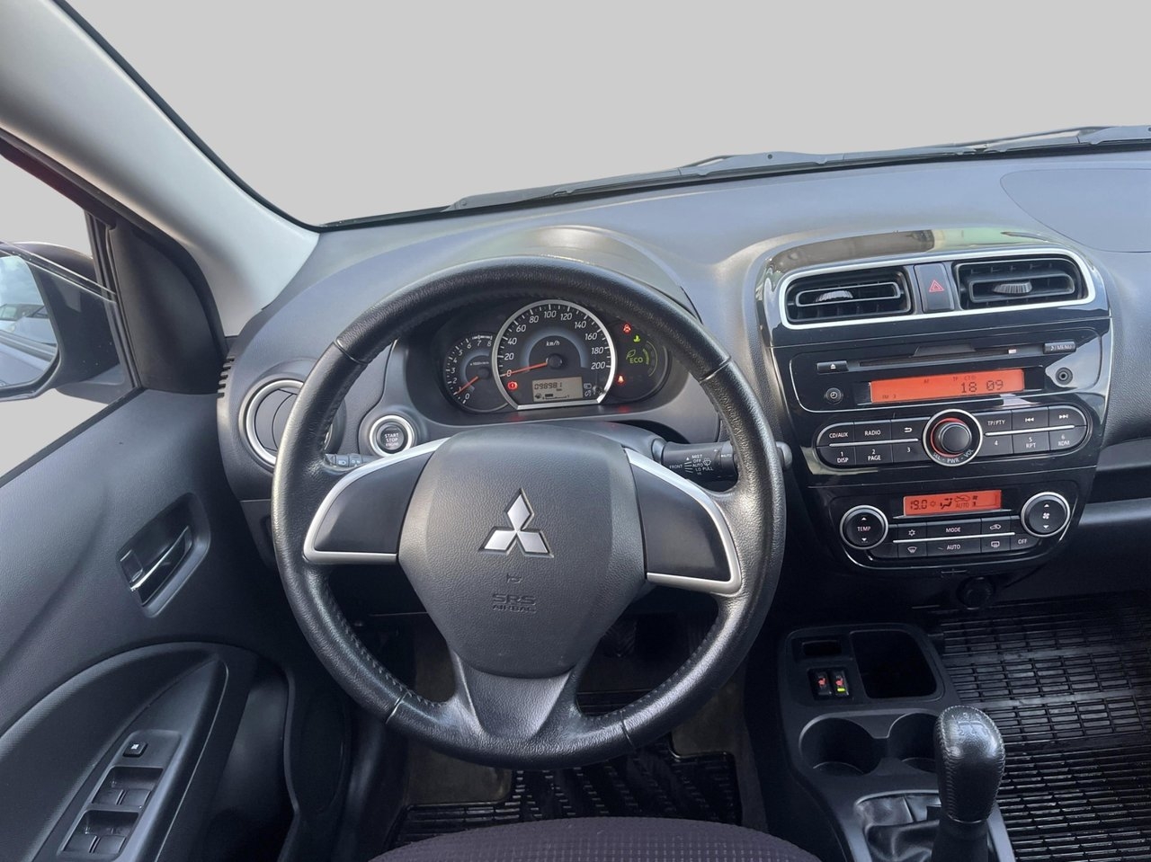 Mitsubishi Space Star 2013, bild 7/9