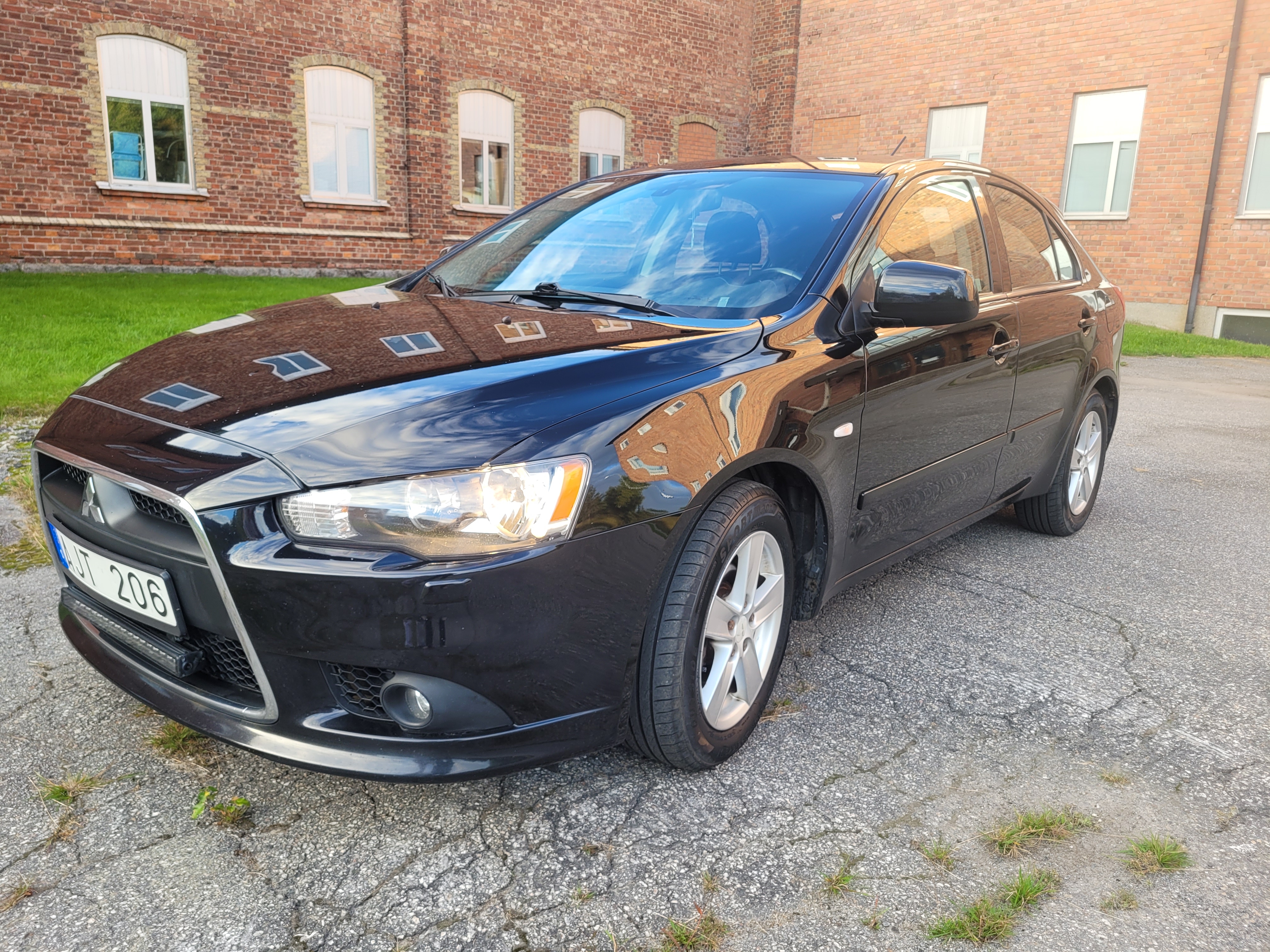 Mitsubishi Lancer