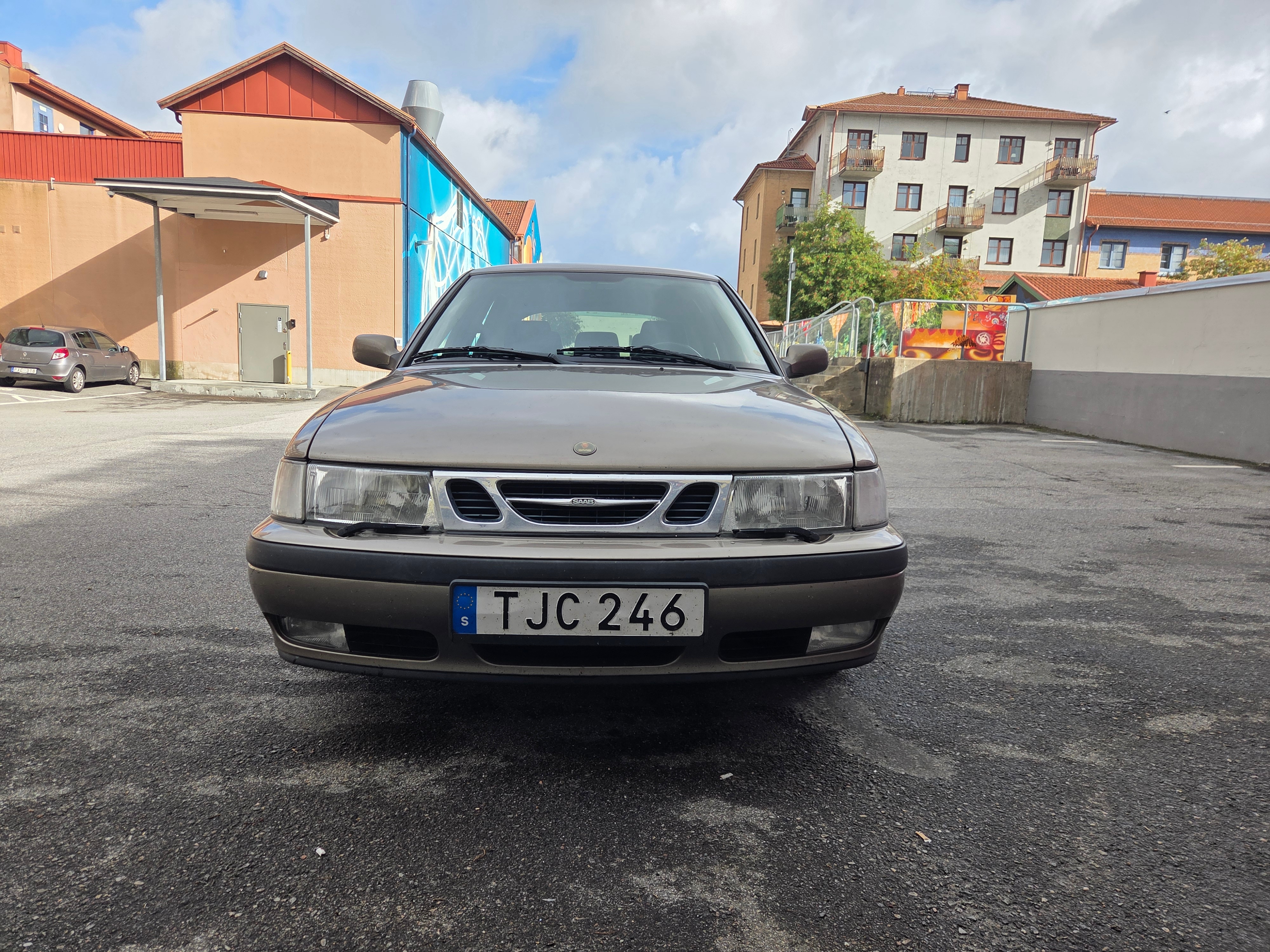 Saab 9-3 5-dörrar 2.0 T Manuell 2002, photo 4/8