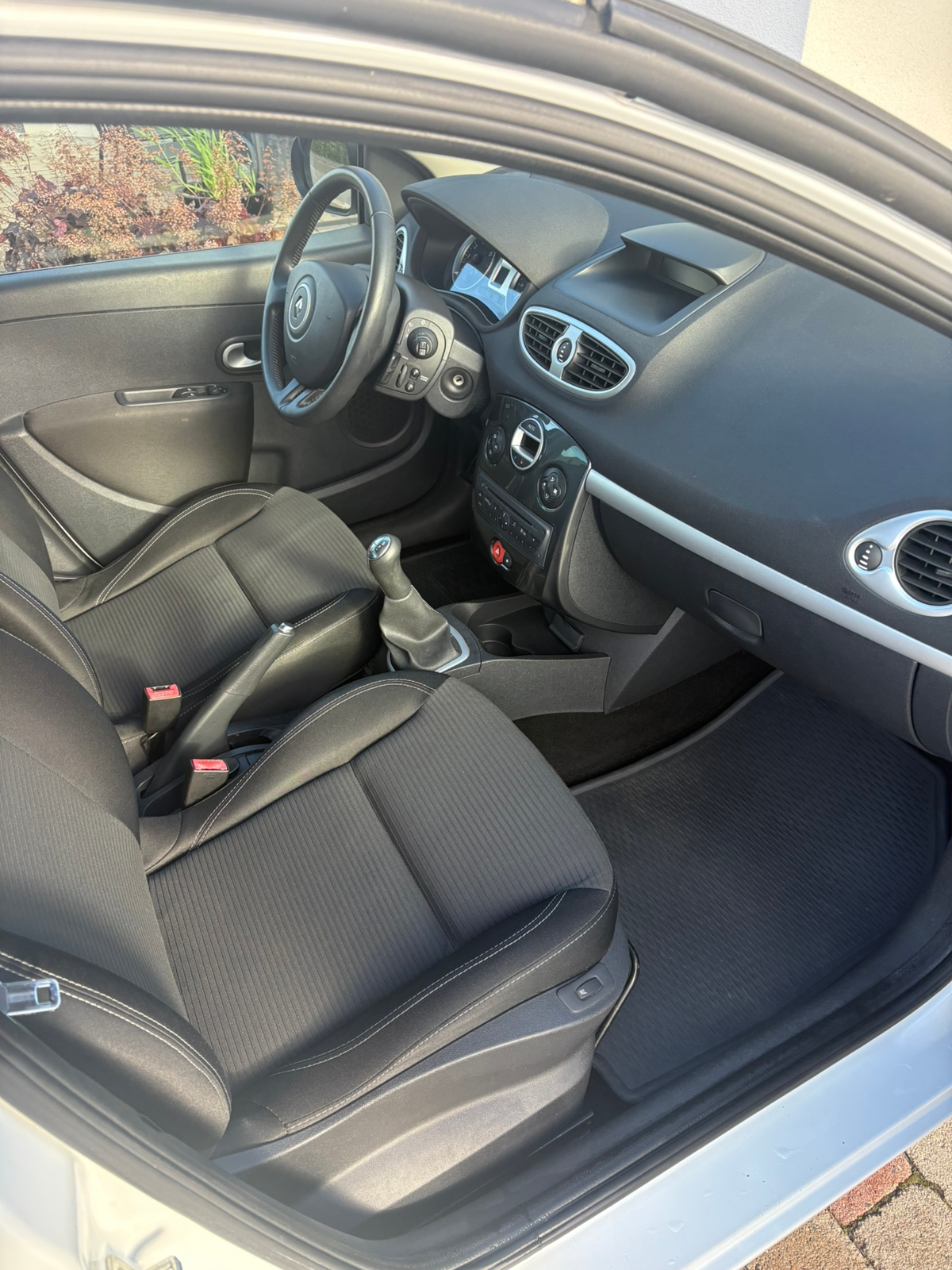 Renault Clio 2012, bild 5/7