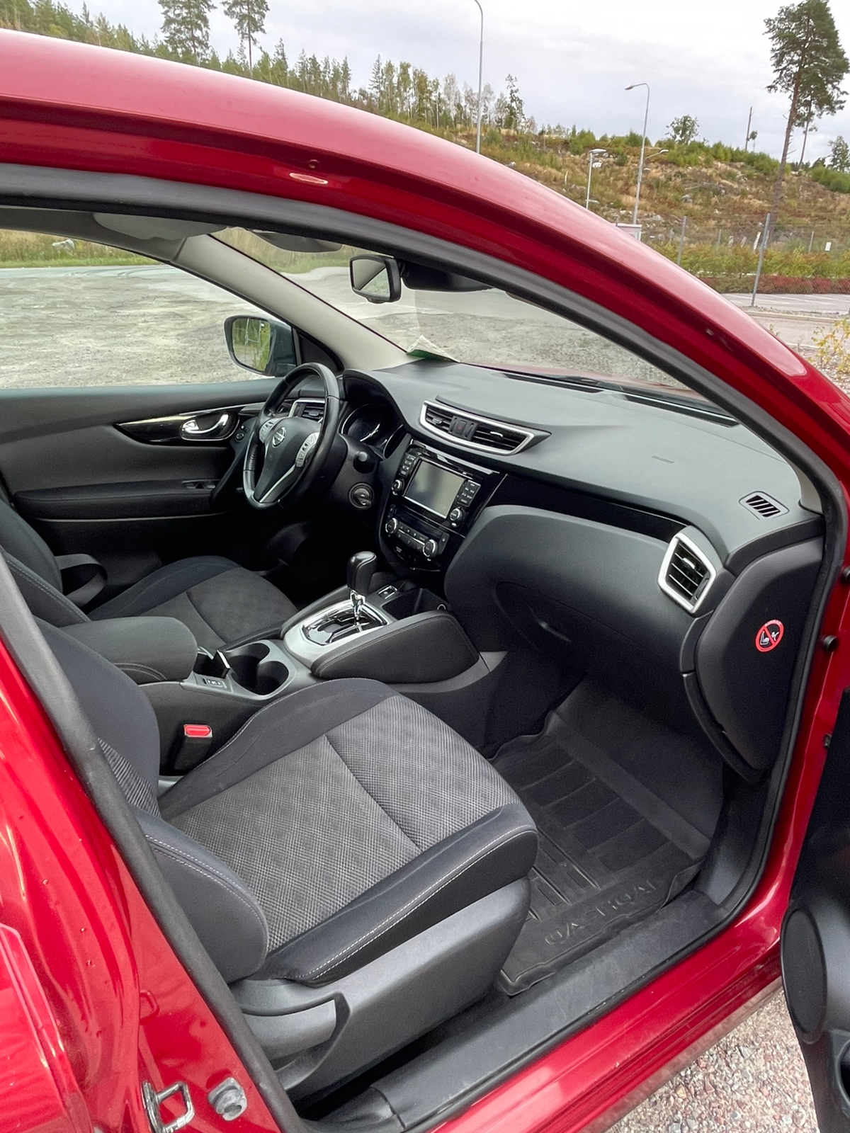 Nissan Qashqai 1.6 dCi DPF XTRONIC-CVT 2014, kuva 7/10
