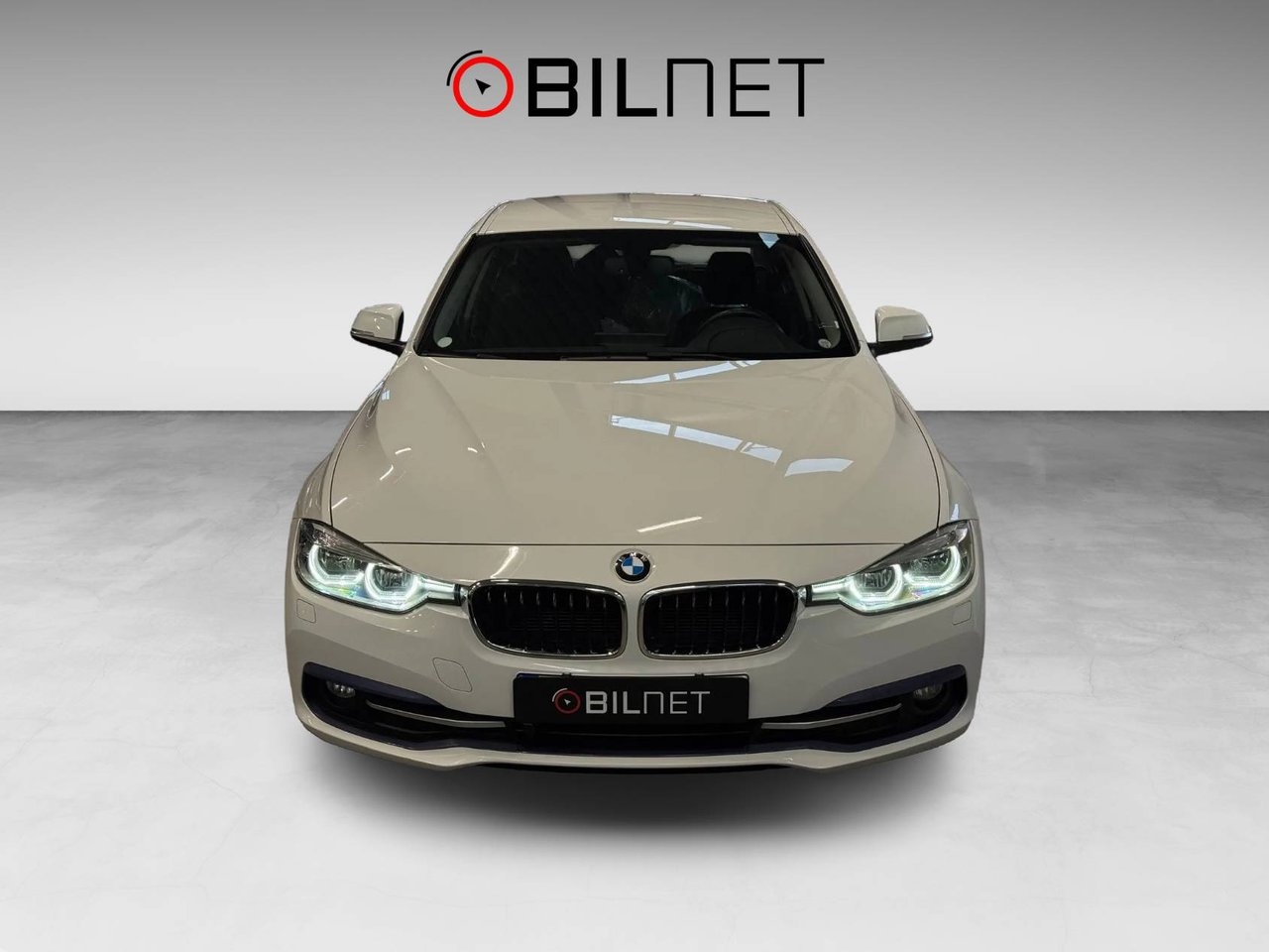 BMW 318 d Sedan 2017, bild 7/21
