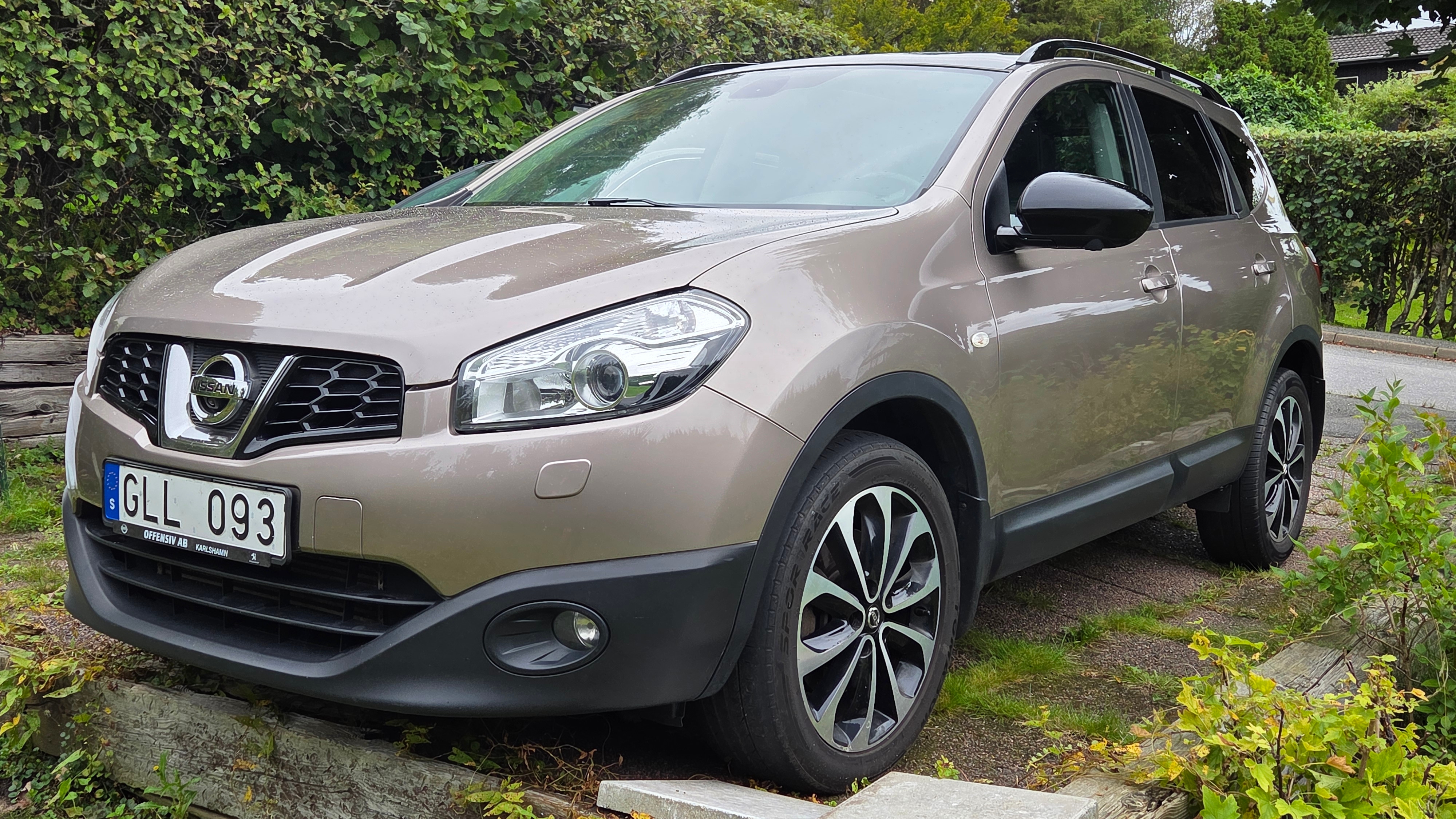 Nissan Qashqai+2