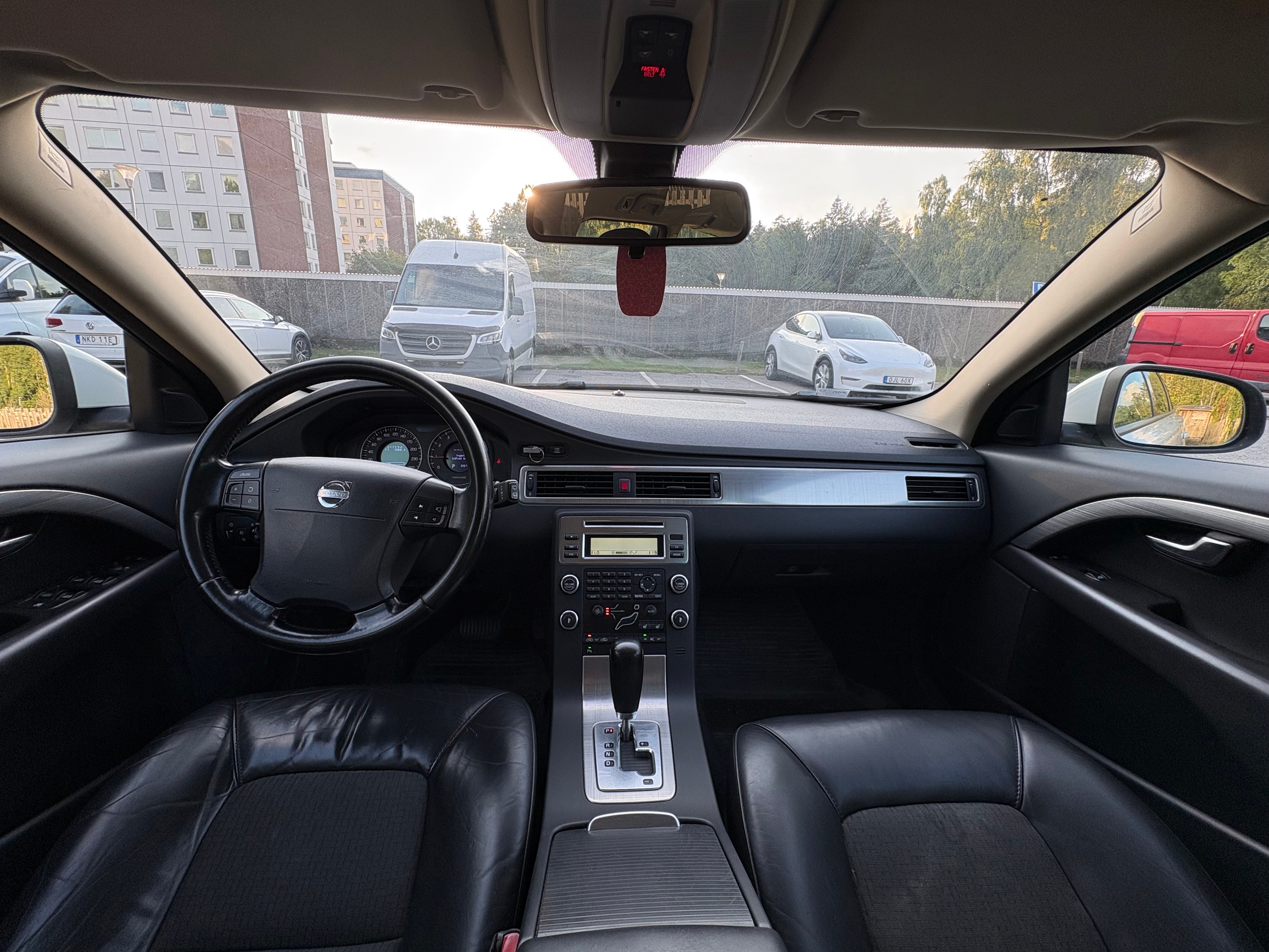 Volvo V70 2.0F Powershift 2009, kuva 6/9