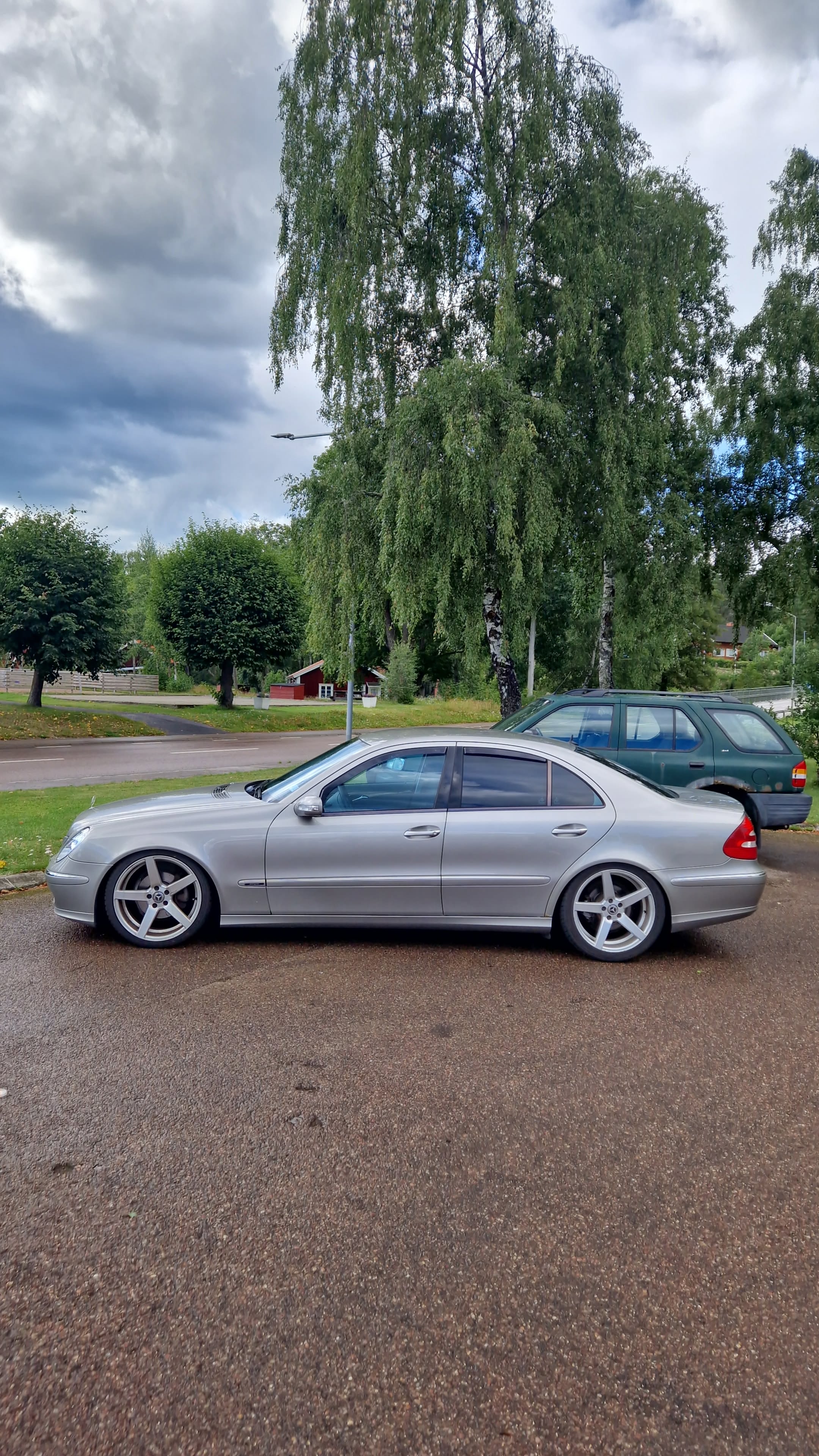Mercedes-Benz E