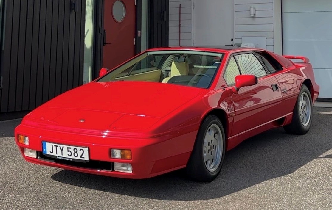Lotus Esprit